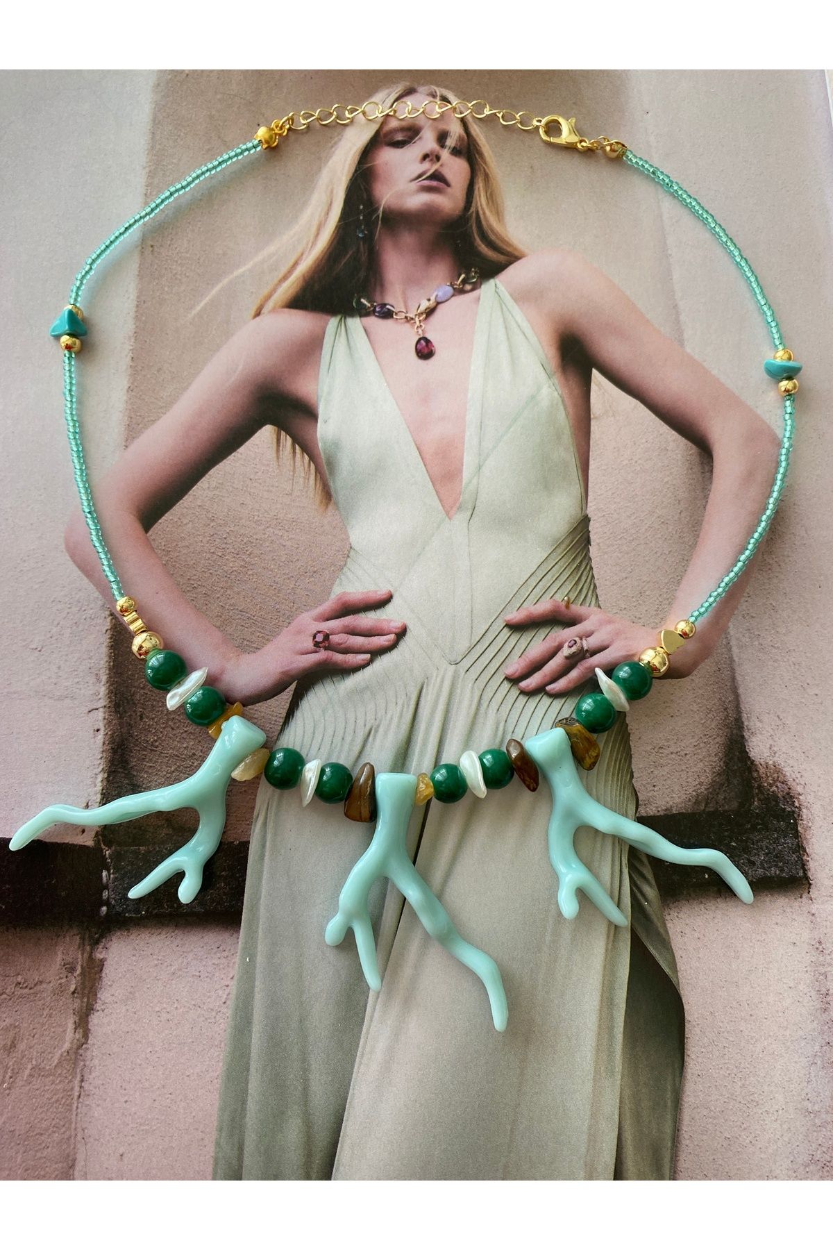 Pinery Jewels Boynuz Boncuklu Yazlık Kadın Kolye – Modern ve Şık Tasarım