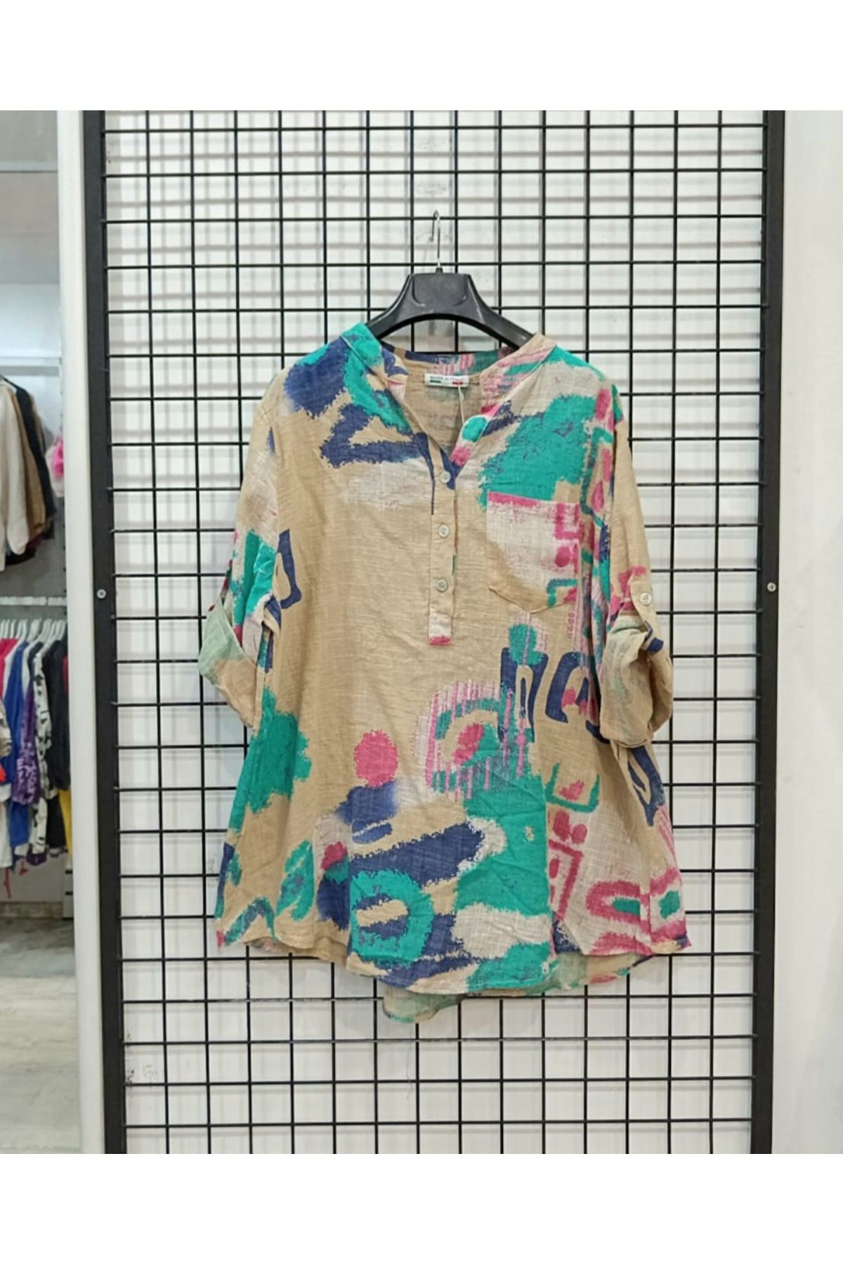 Butik Şans Desenli Cep Detaylı İtalyan Gömlek Bluz