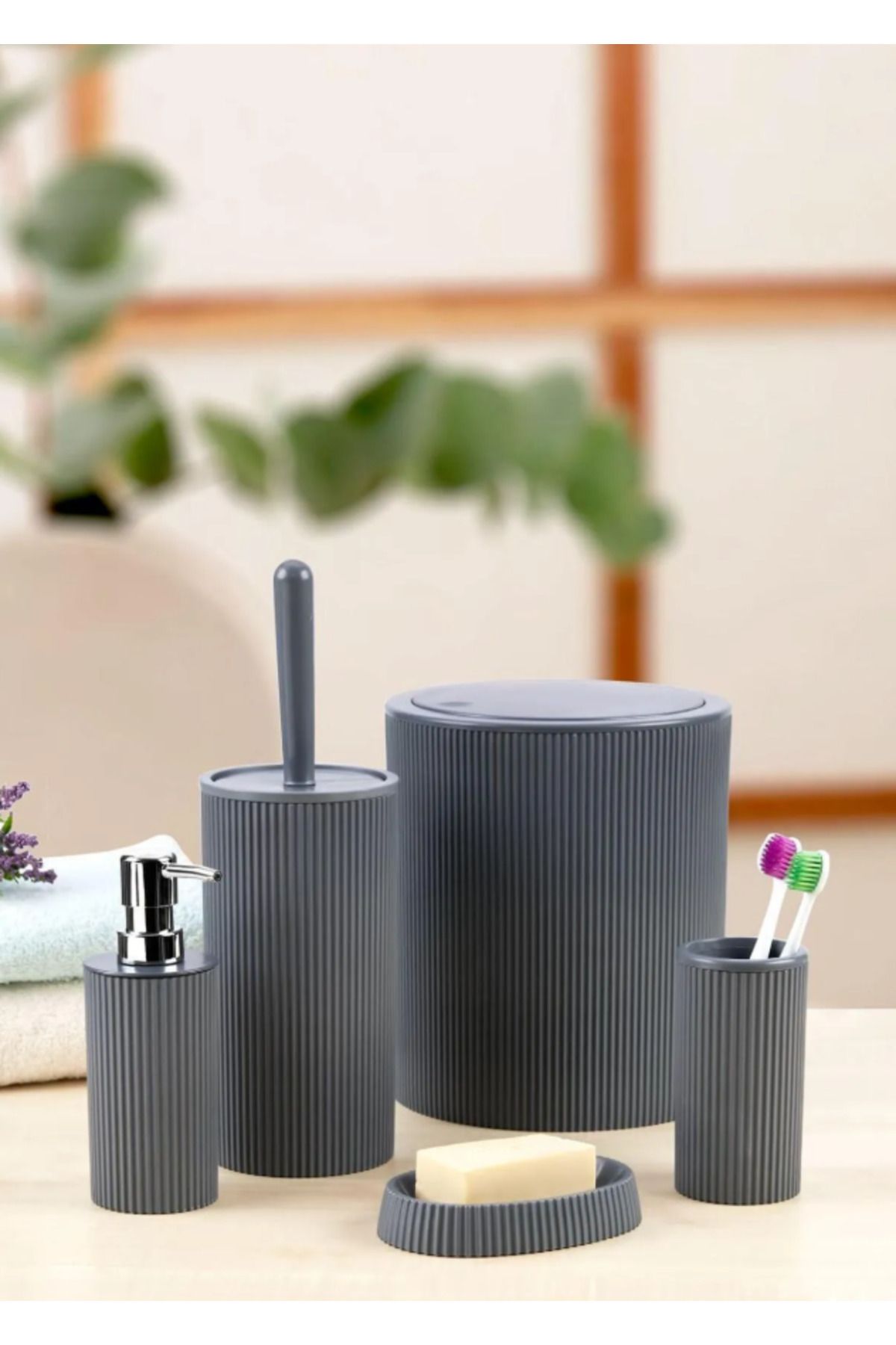 Roslyn Home Banyo Seti, 5 Parça Banyo Seti, Lüks 5'li Banyo Set, Çöp Kovası, Tuvalet Fırçası, Sabunluk, Macunluk