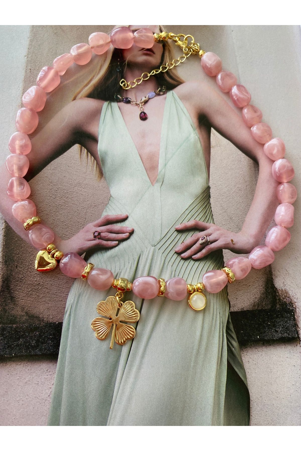 Pinery Jewels Yonca Pembe Taşlı Yazlık Kadın Kolye – Modern ve Şık Tasarım