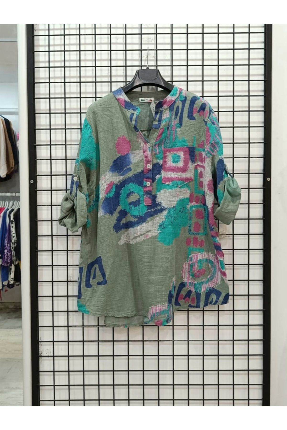 Butik Şans Desenli Cep Detaylı İtalyan Gömlek Bluz