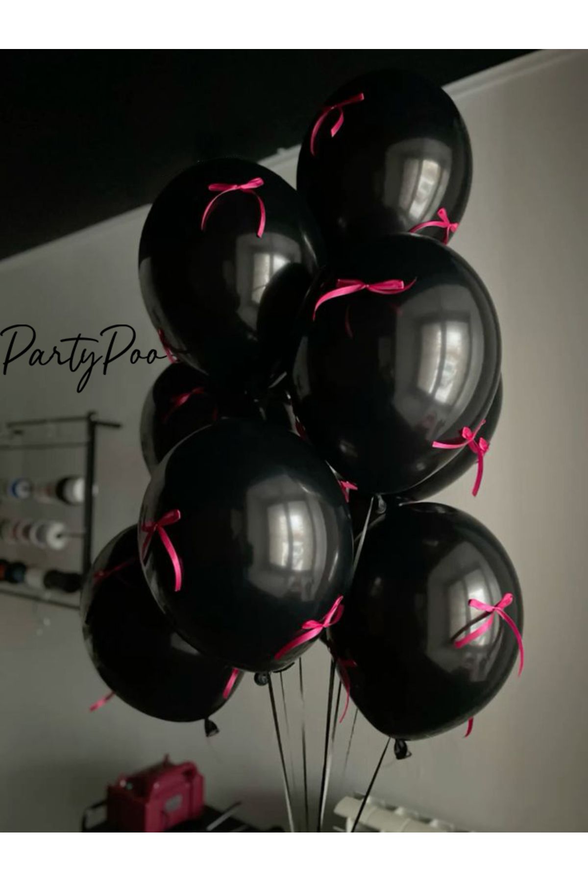 PartyPoo Siyah Balon Seti 10'lu ve Fuşya Fiyonklu Doğum Günü Seti Fiyonklu Balon, Kurdeleli Balon