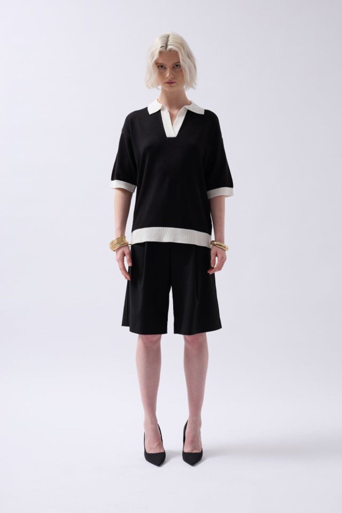 ETİLER COLLECTION V Yaka Dokulu T-Shirt
