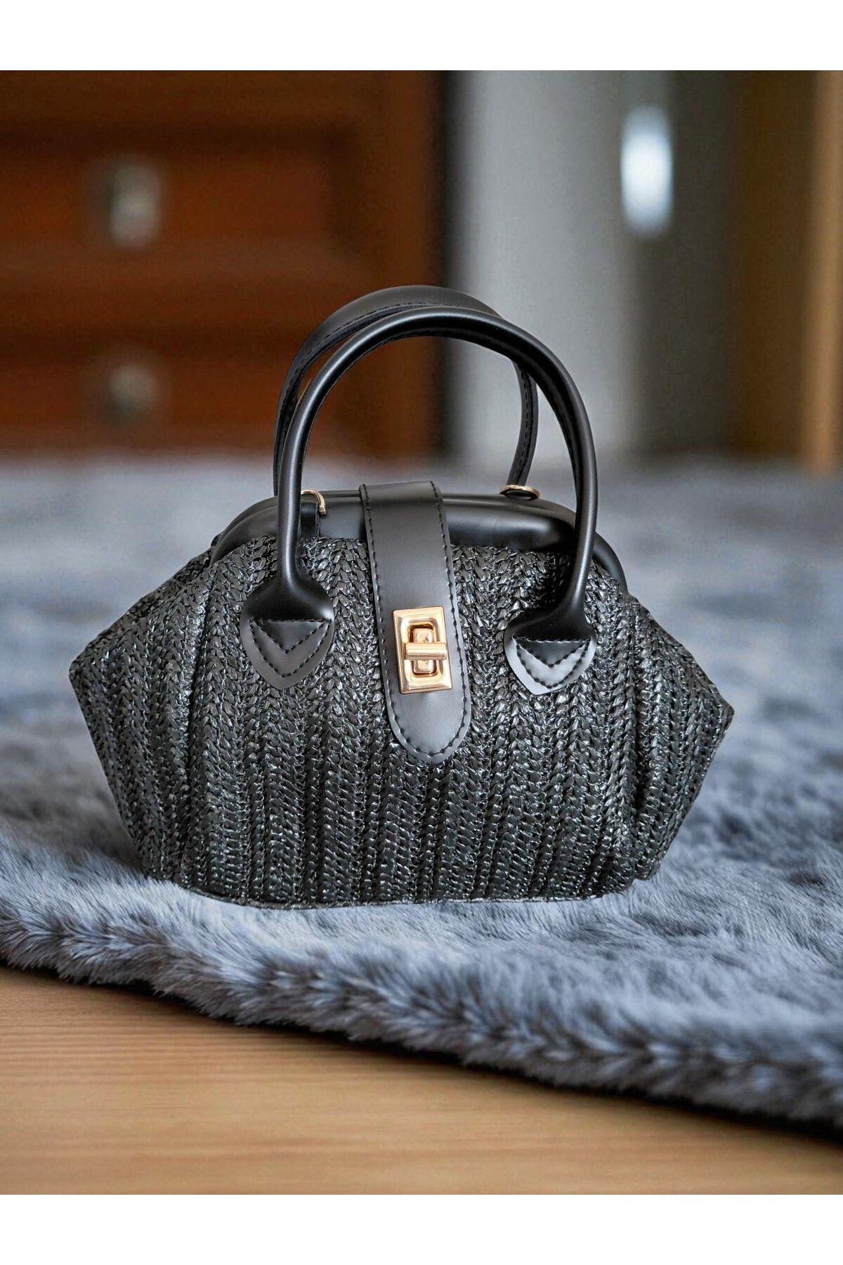 TUBAG SHOP HASIR BURS KAPAMA DERİ DETAYLI TOKA KAPAMA KADIN EL VE OMUZ ÇANTASI