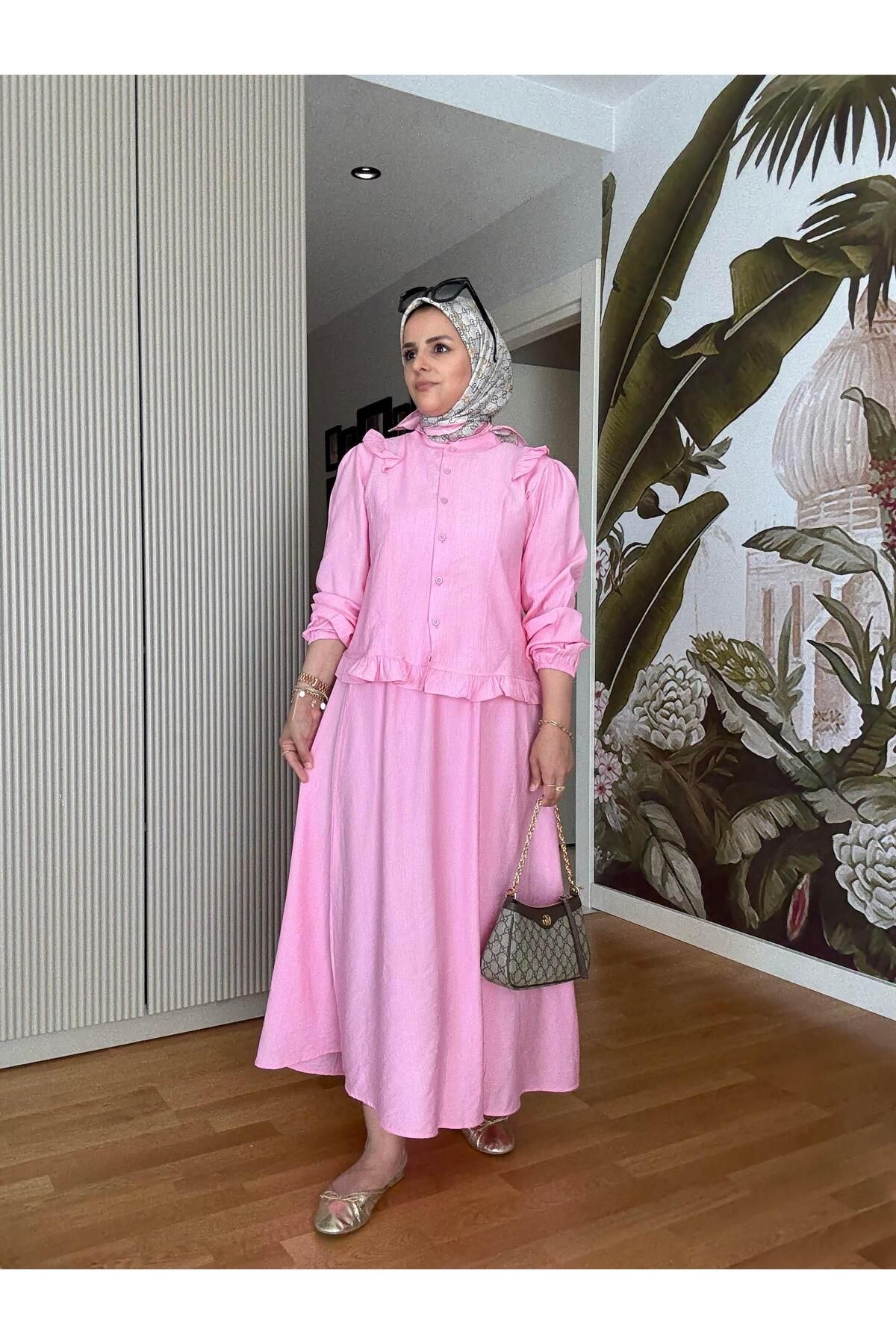 Aselim Hijap Moda Çilek Kumaş Pamuklu Fırfırlı Gömlek Etekli Takım – Pembe