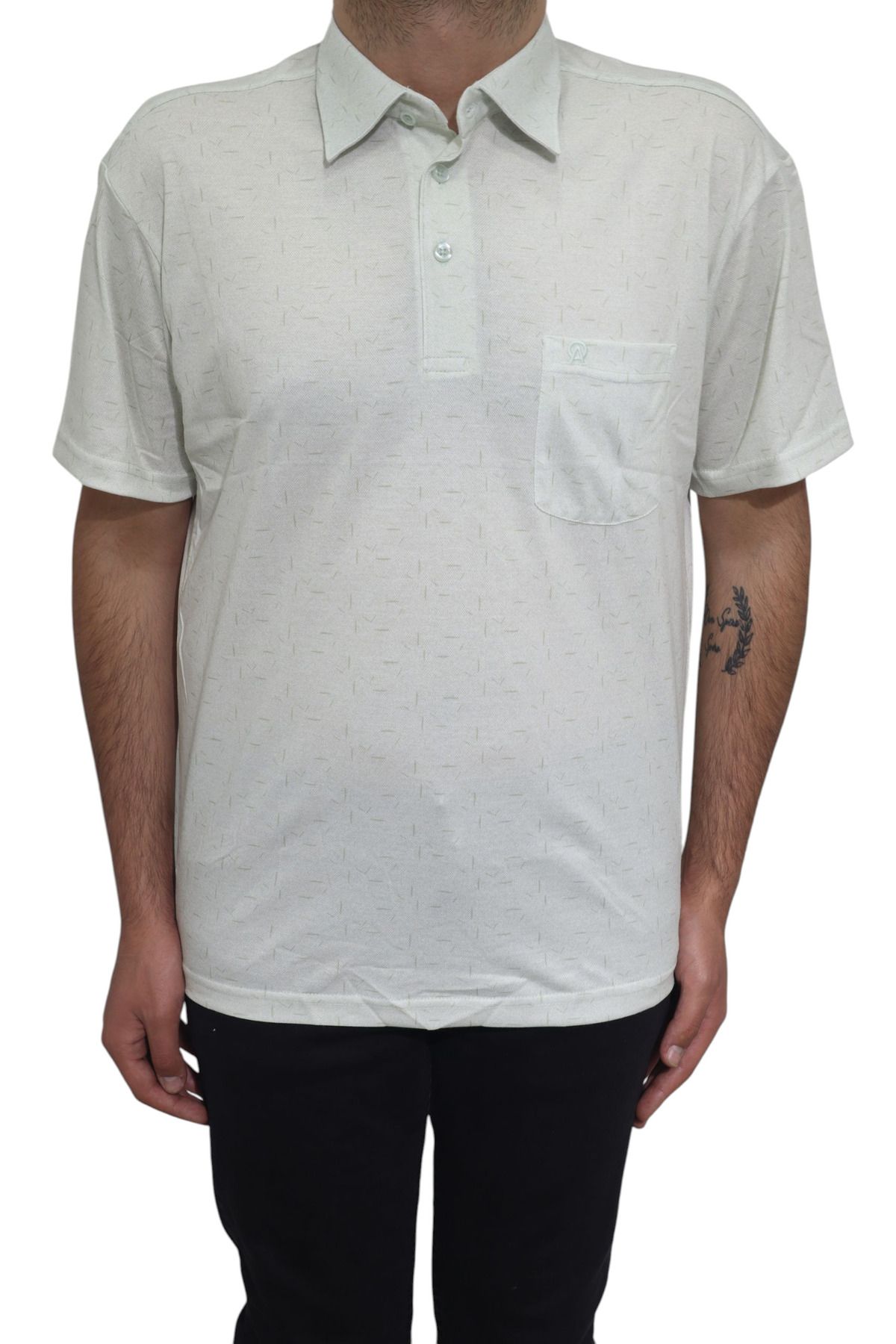 Özhürmet Triko Dmc Tekstil Erkek Yeşil Desenli Klasik Kesim Rahat Kalıp Tek Cepli Gömlek Yaka T-Shirt