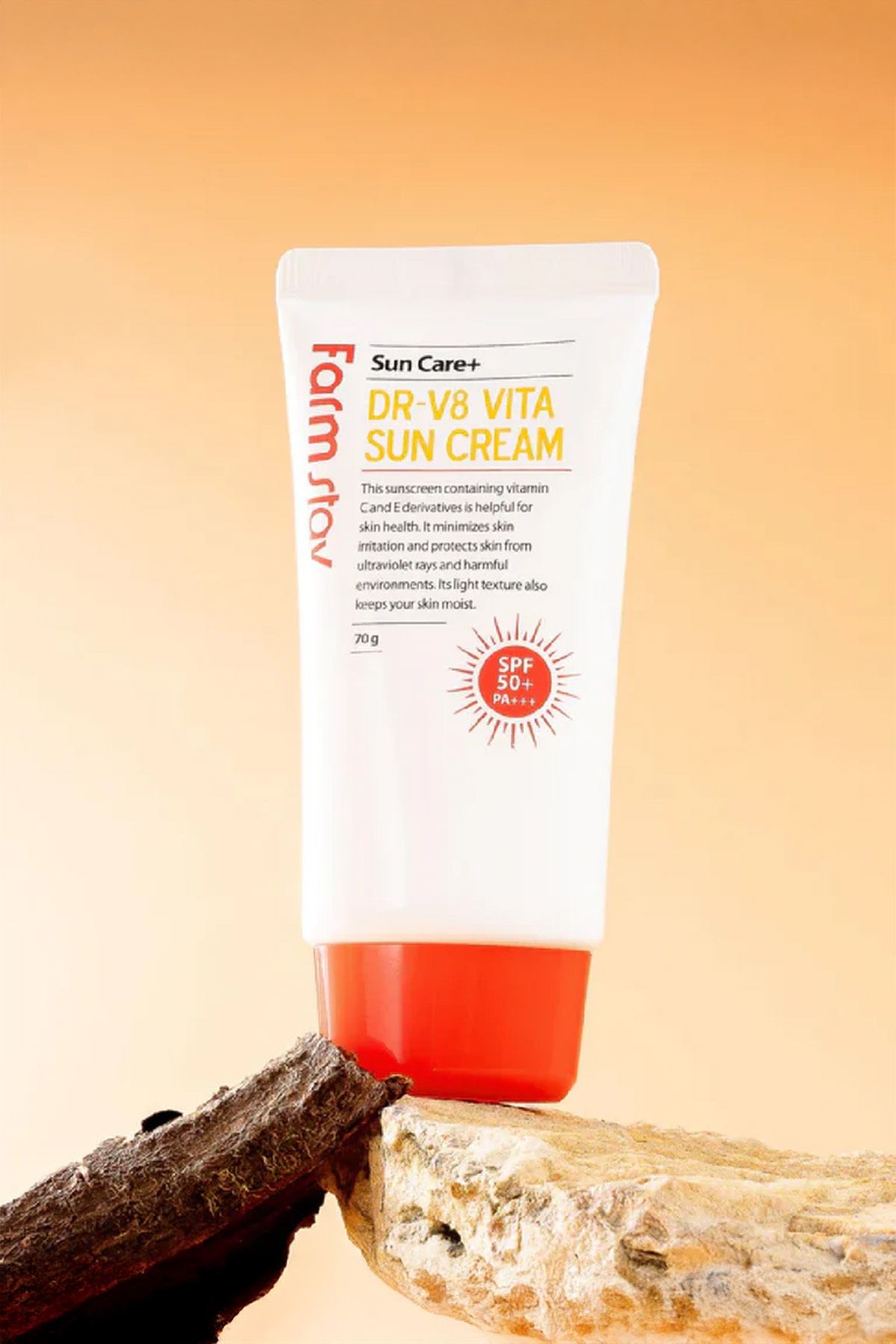 The Potions Farmstay DR-V8 Vita Güneş Kremi SPF 50+ PA+++ | Vitamin C&E İçerikli | Yağsız Hafif Dokulu 70g