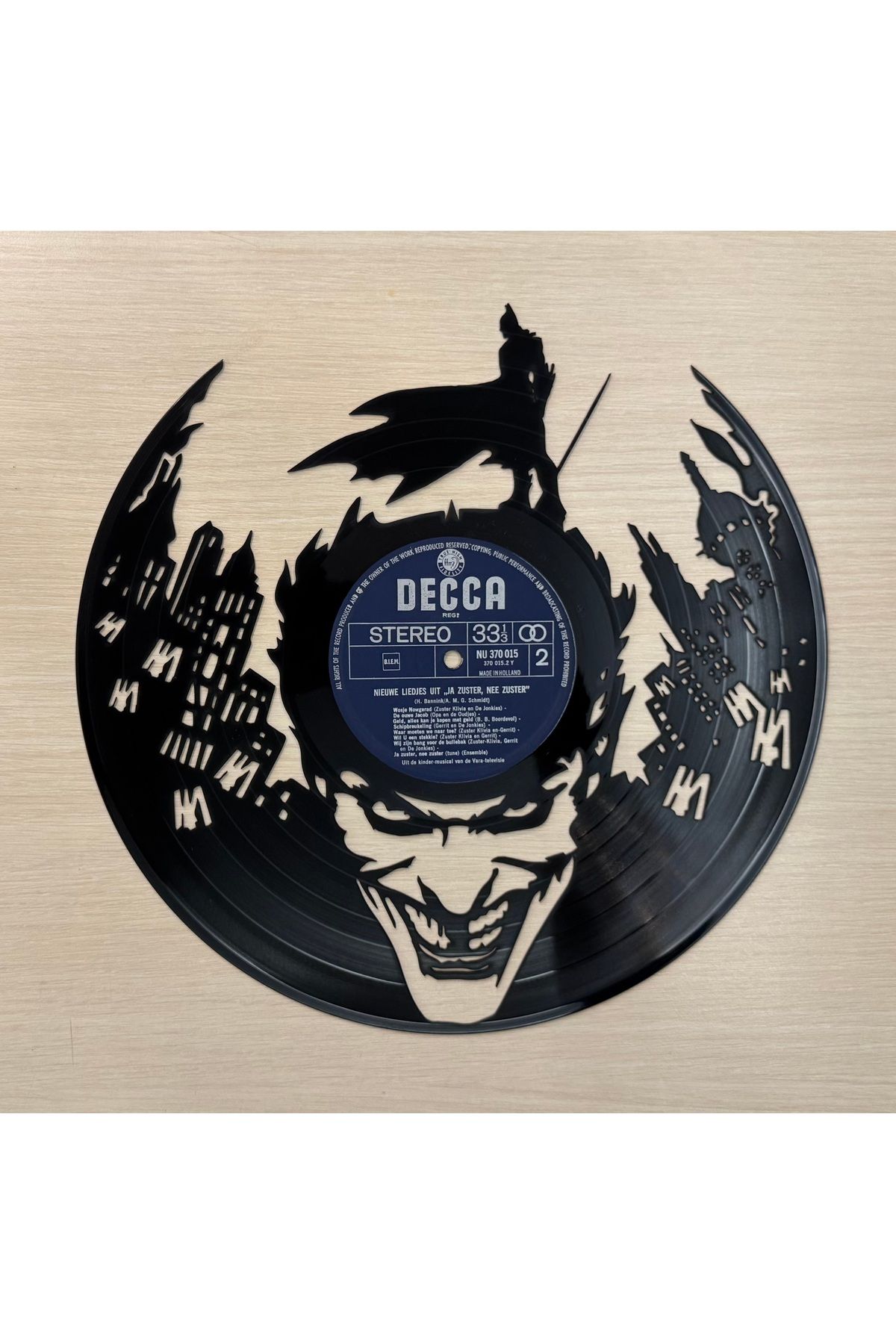 Bi' Dünya Wall Decor Batman & Joker - Gerçek Plaktan Lazer Kesim, Dekoratif Plak (LP) (DEKORLUKTUR, DİNLENEMEZ)