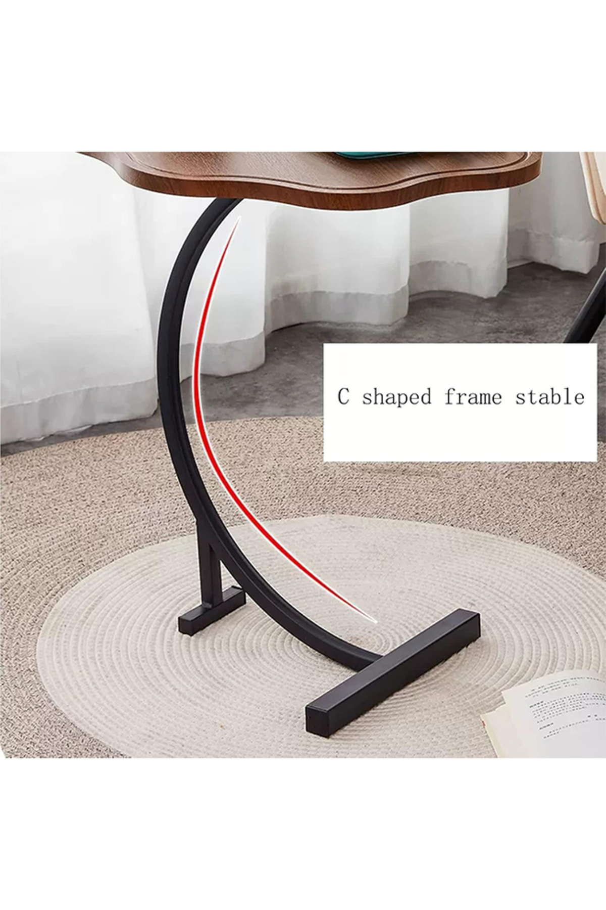 طاولة قهوة عصرية | طاولة جانبية على شكل حرف C بسطح خشبي على شكل زهرة وإطار معدني أسود