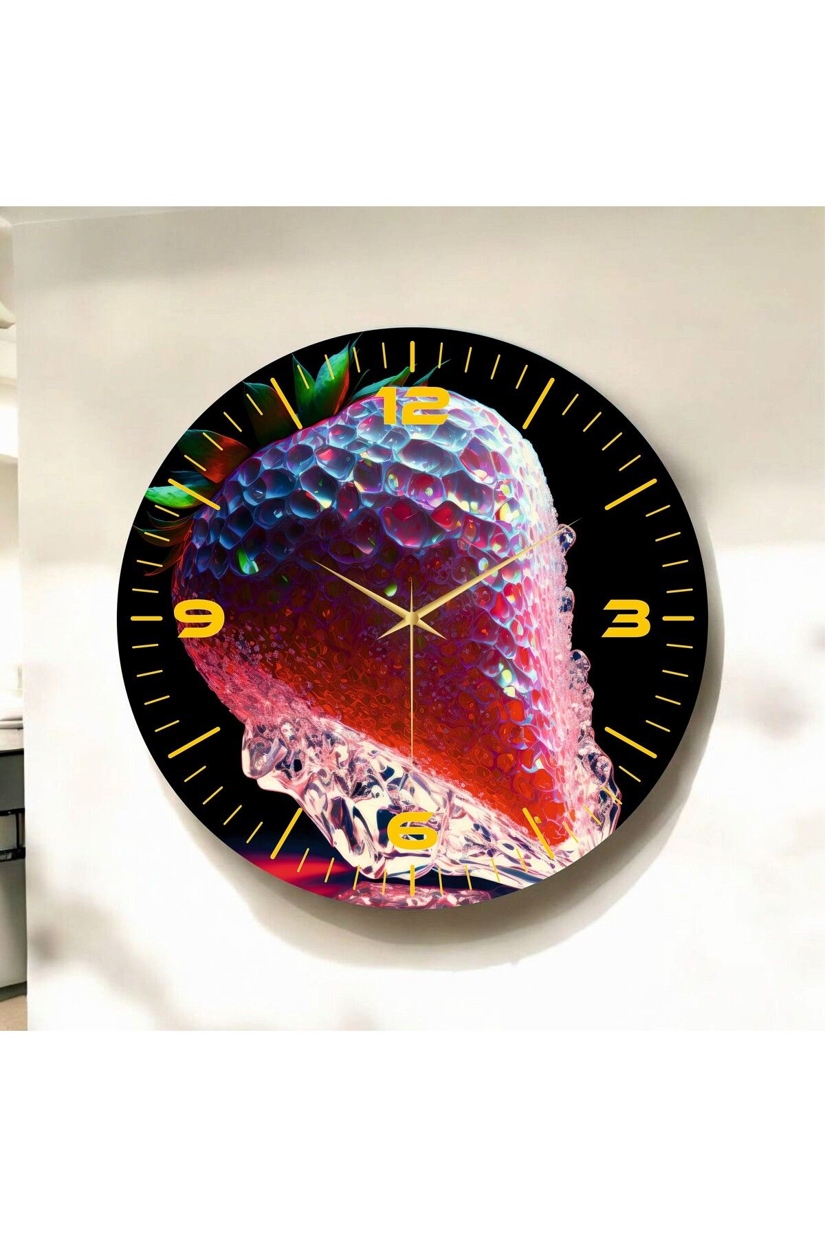 AA Shop Renkli Baskı Çilek Meyve Desenli Sayılı Hediyelik Ahşap Sessiz Duvar Saati 50cm