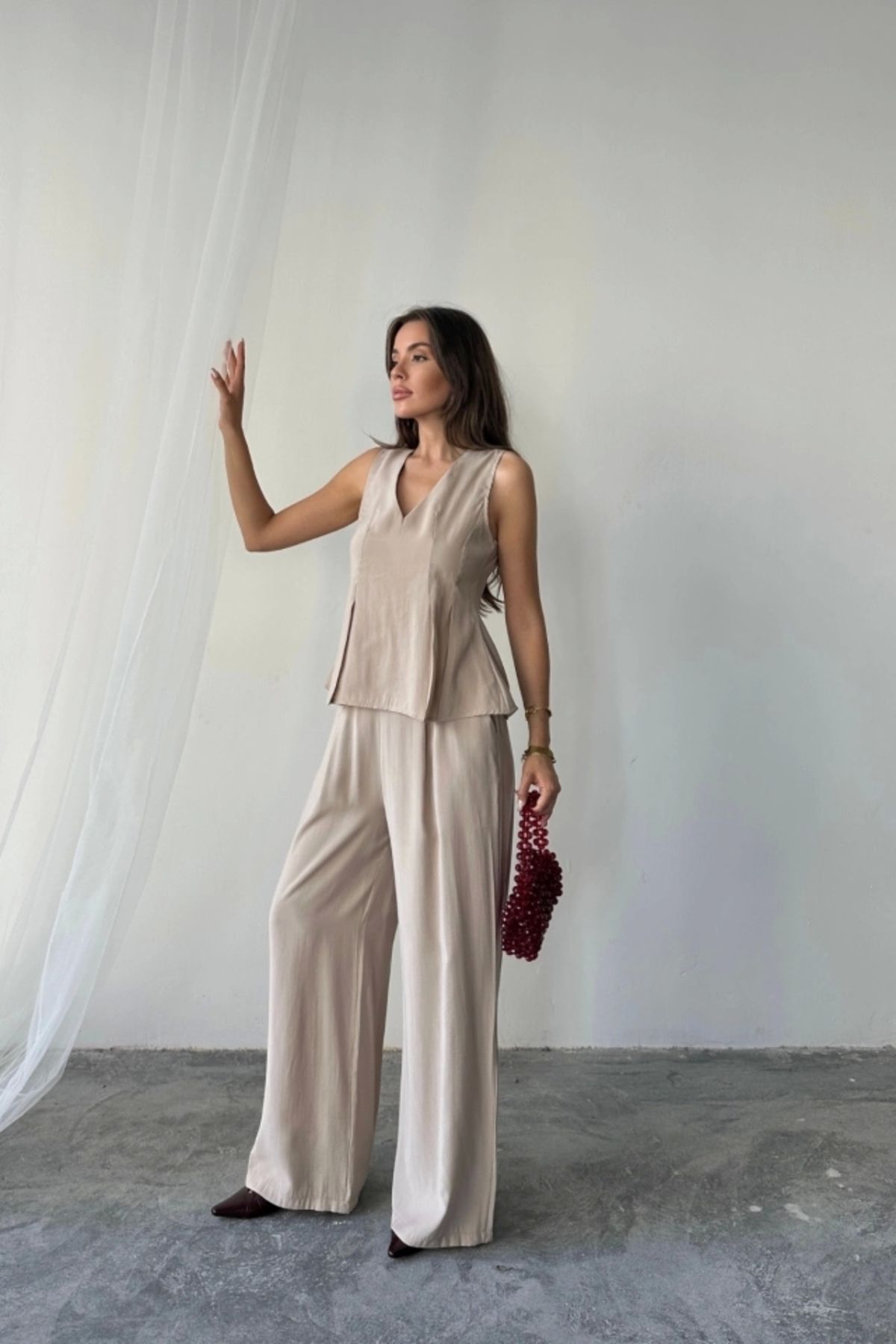 Butik V YAKA KOLSUZ BLUZ - PANTOLON TAKIM MODAL KUMAŞ - Bej