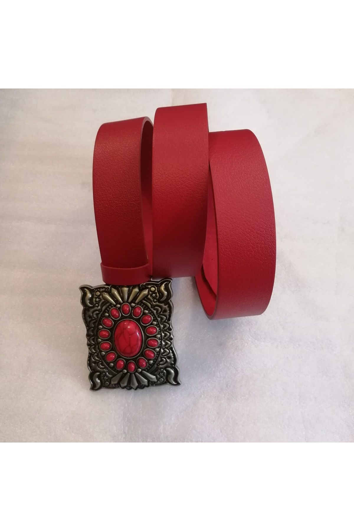 Butik Tülin Unisex otantik hakiki dana derisi kırmızı bronz kırmızı taşlı kovboy tokalı kemer