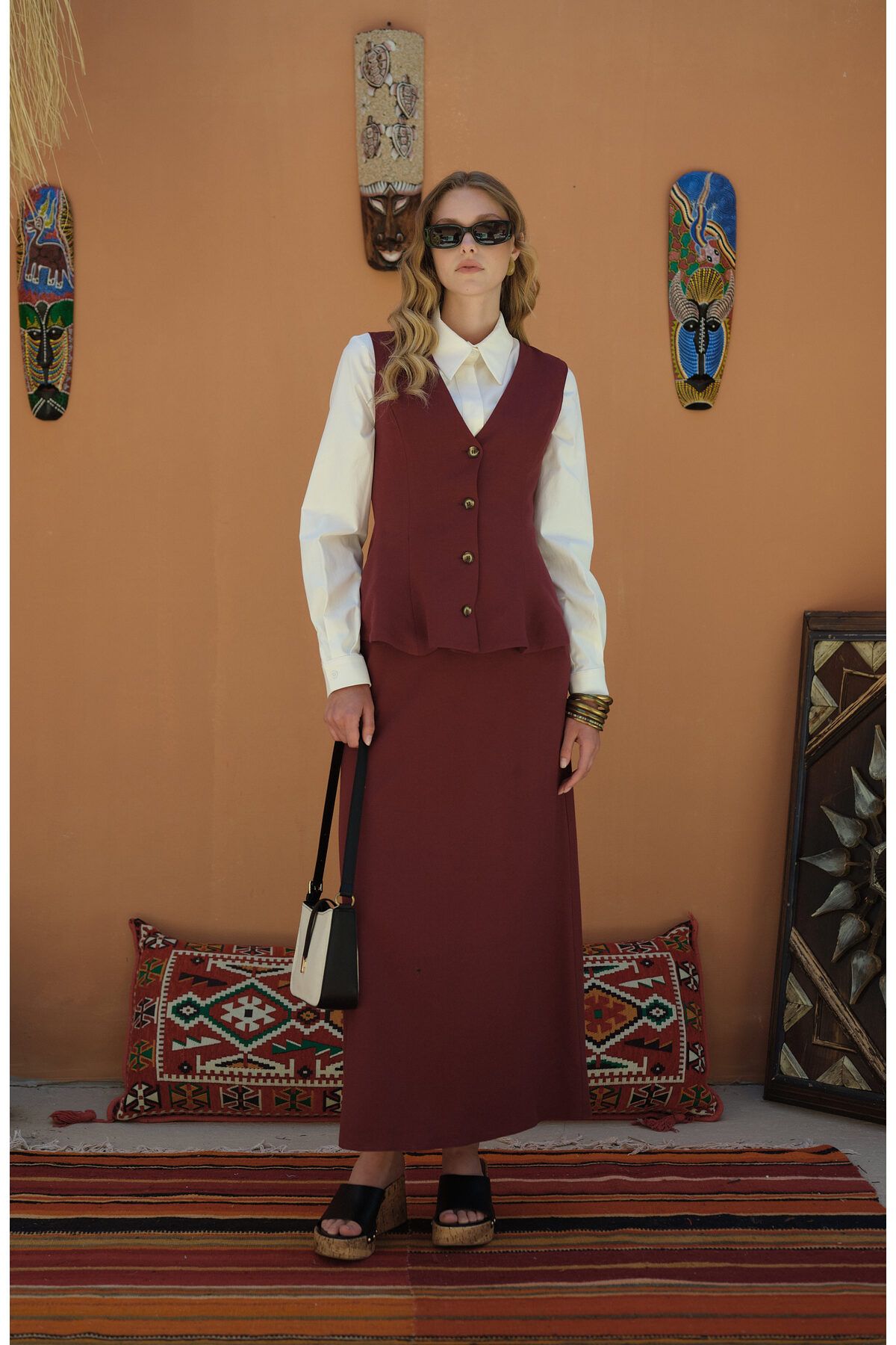 Fatma Atasoy Peplumlu Keten Bordo Yelek Etek Takım