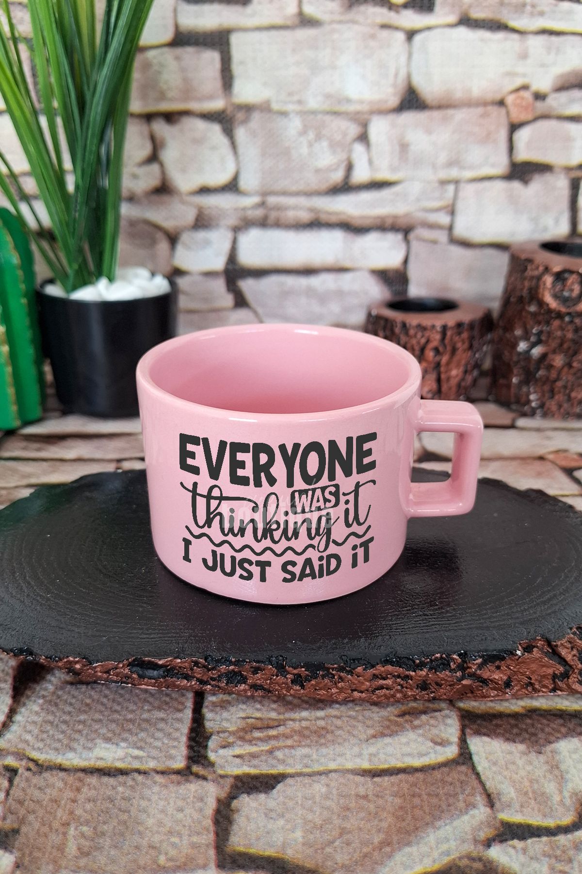 qoeuyl boutique Everyone Was Thinking It I Just Said It Kare Kulplu Fincan Pembe Kupa Bardak