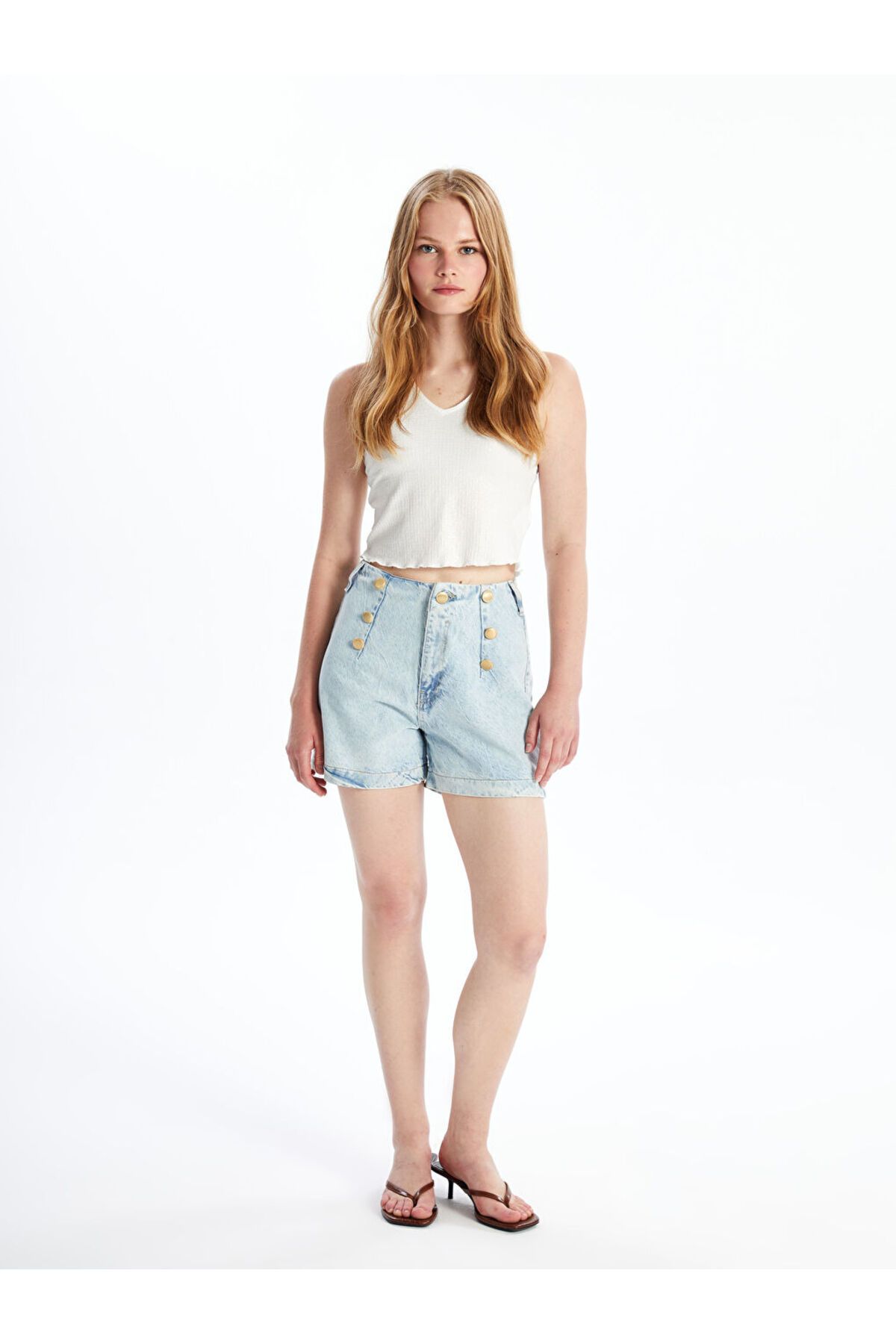 LC Waikiki LCW Standart Fit Kadın Jean Şort