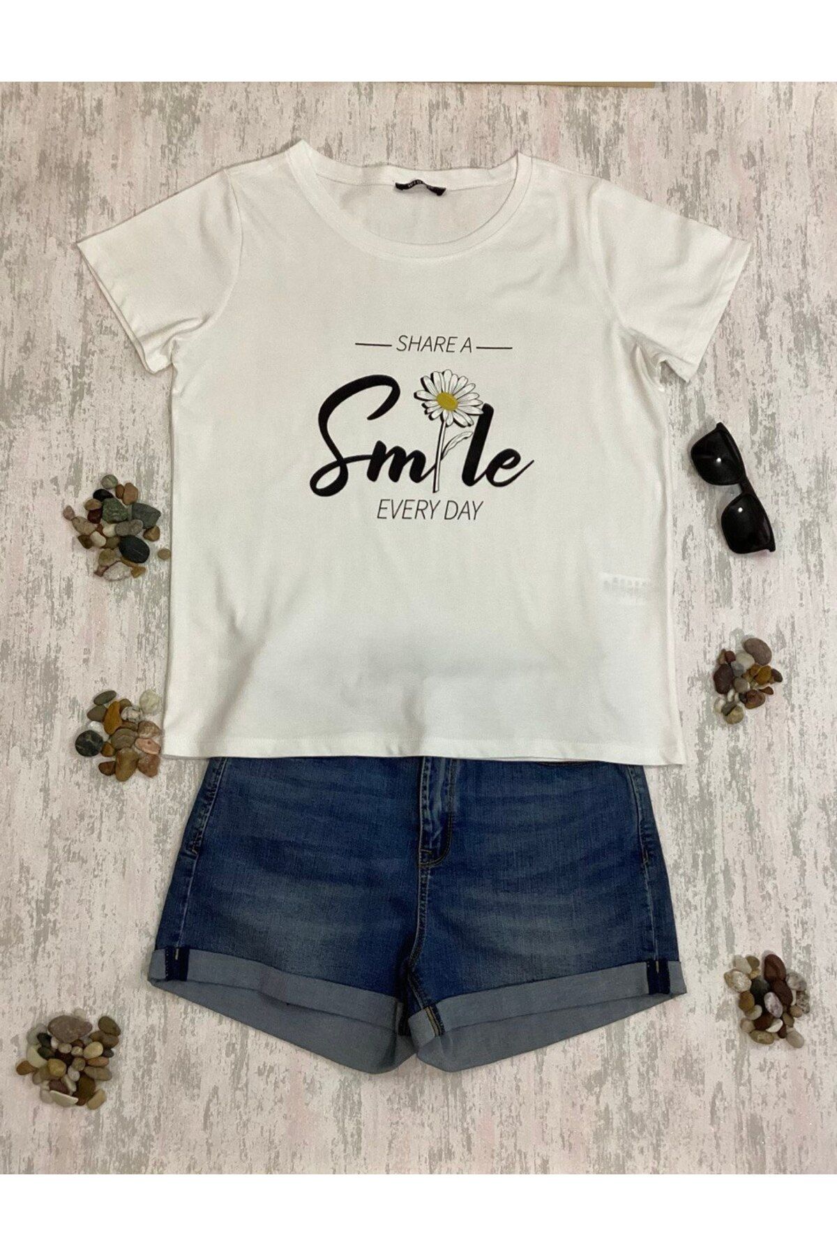Wiges Kadın Bisiklet Yaka Desenli Özel Tasarım T-shirt
