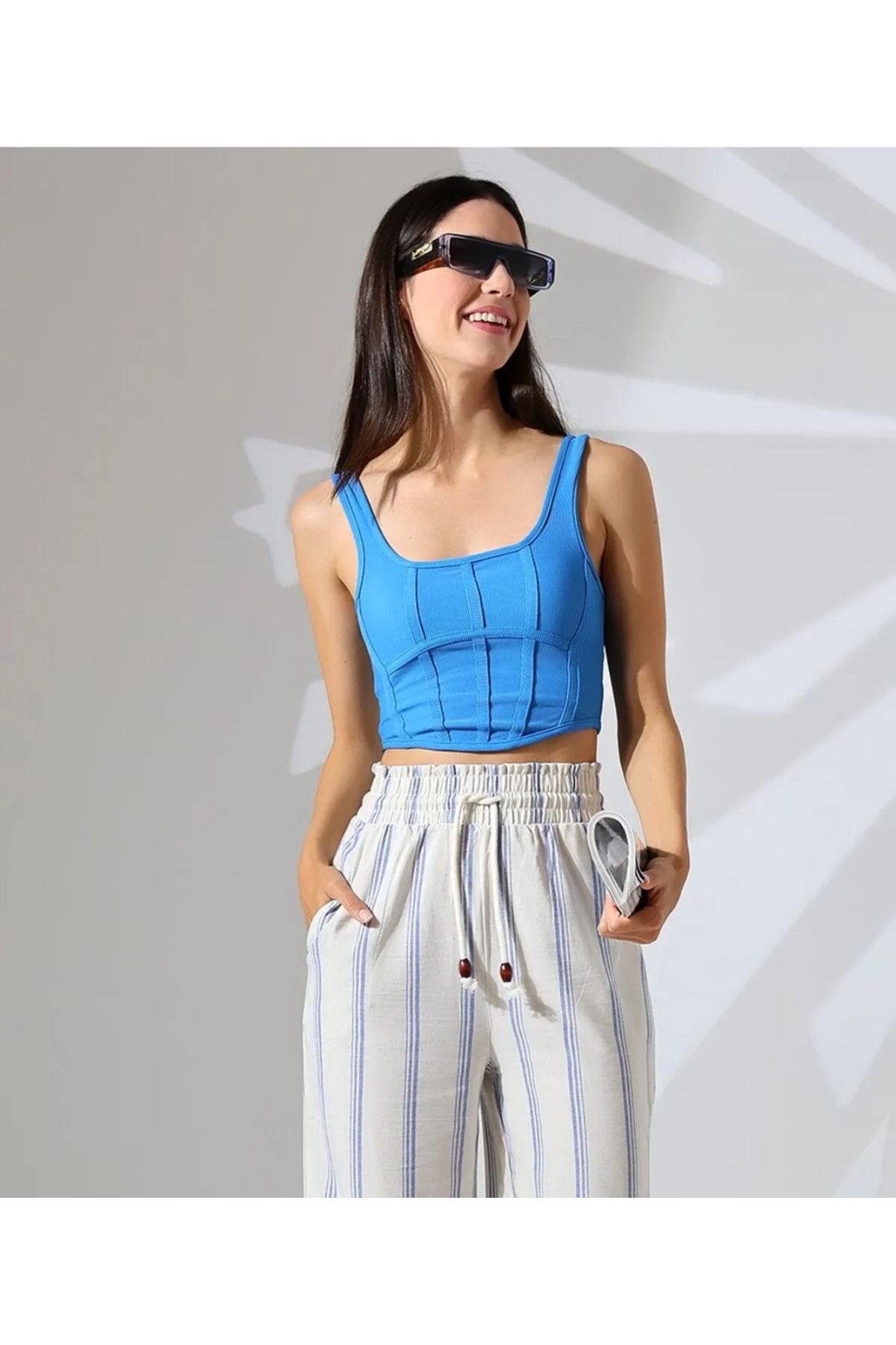 Lacesta Asimetrik Detay Crop Askılı