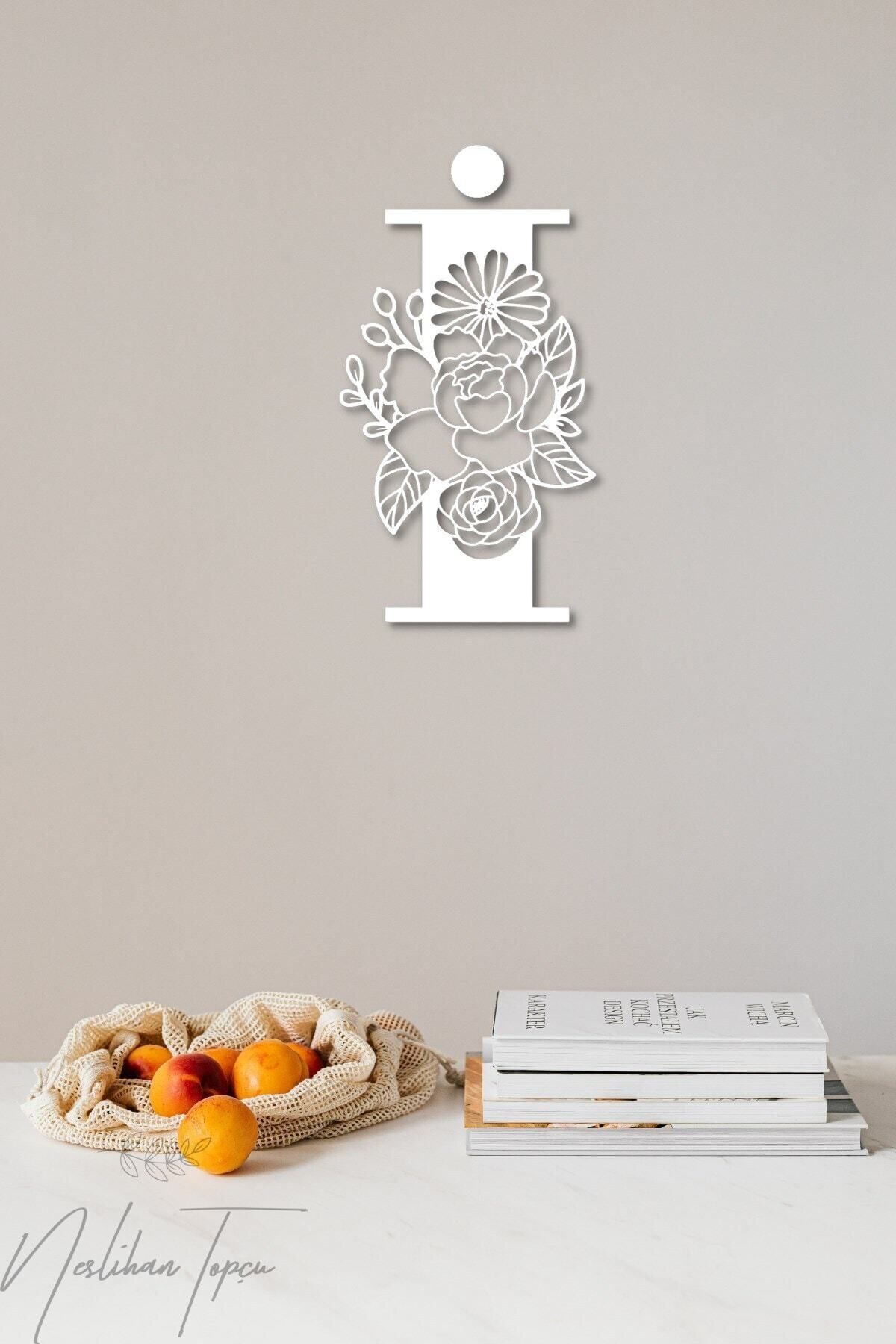 Elioure Beyaz Ahşap Çiçek İşlemeli I Harfi Duvar Dekoru 30x30 Cm MDF Tablo