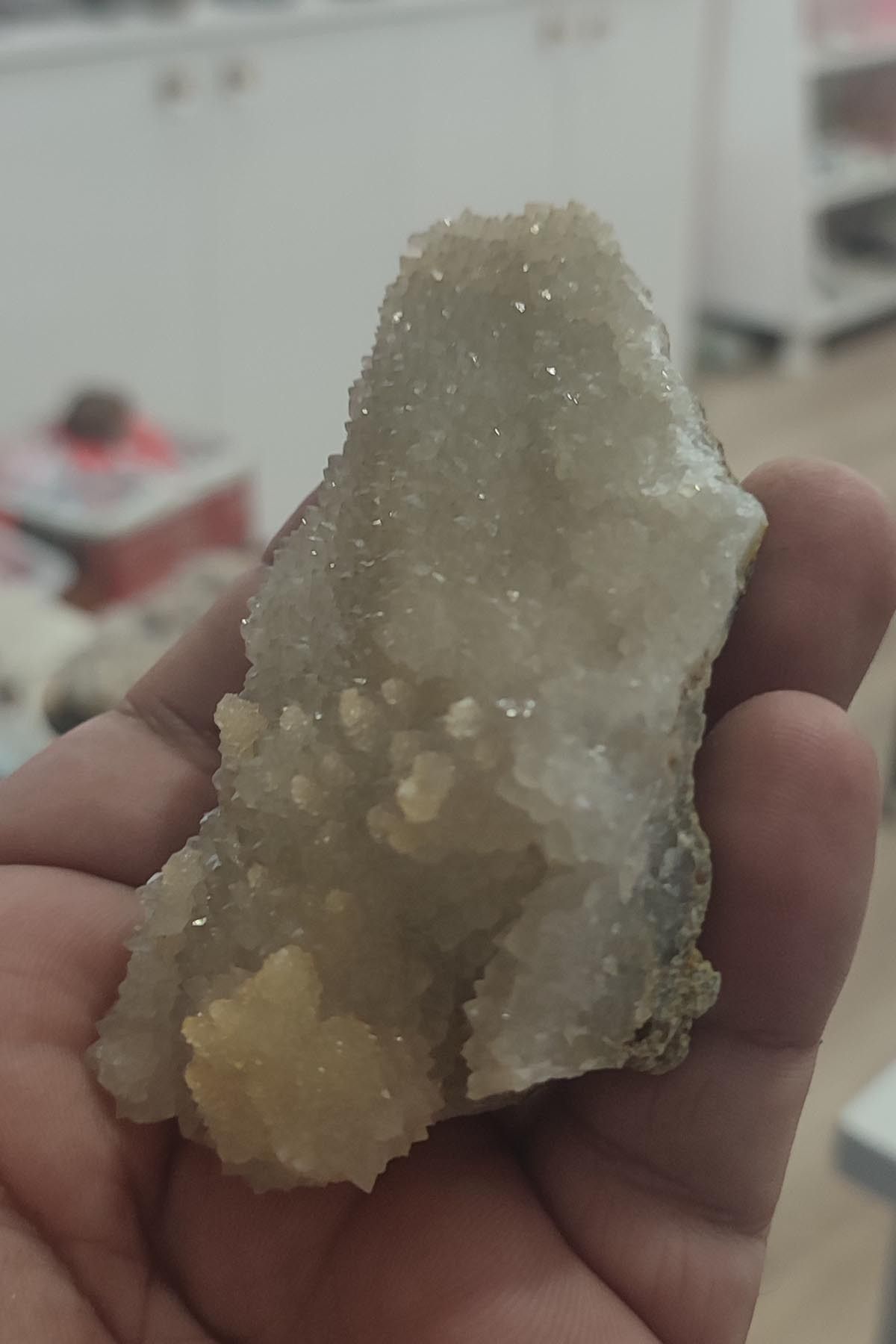 Elioure Beyaz Kuvars Taşı Doğaltaş Ham Dekoratif Kütle 140 gr
