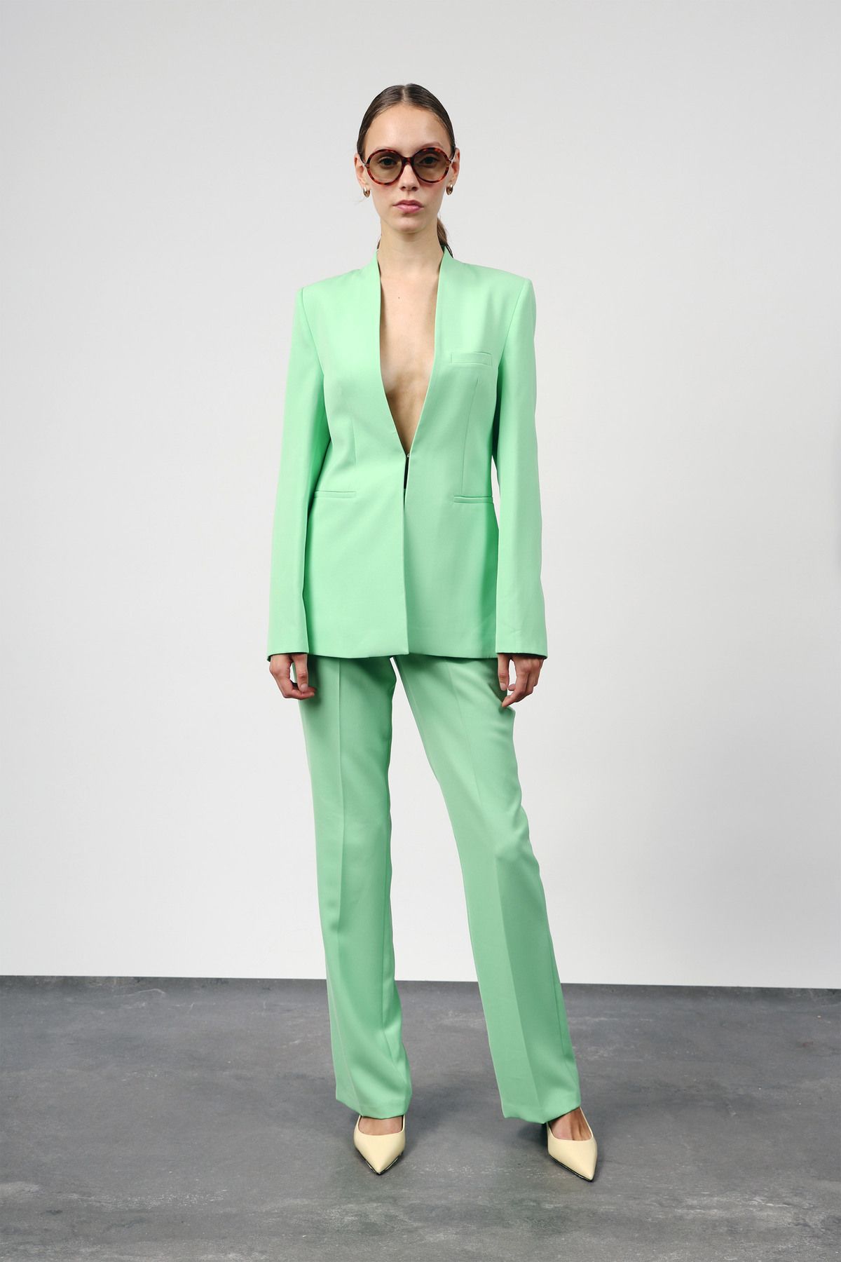 Diagonal Dikişsiz Yaka Blazer Ceket