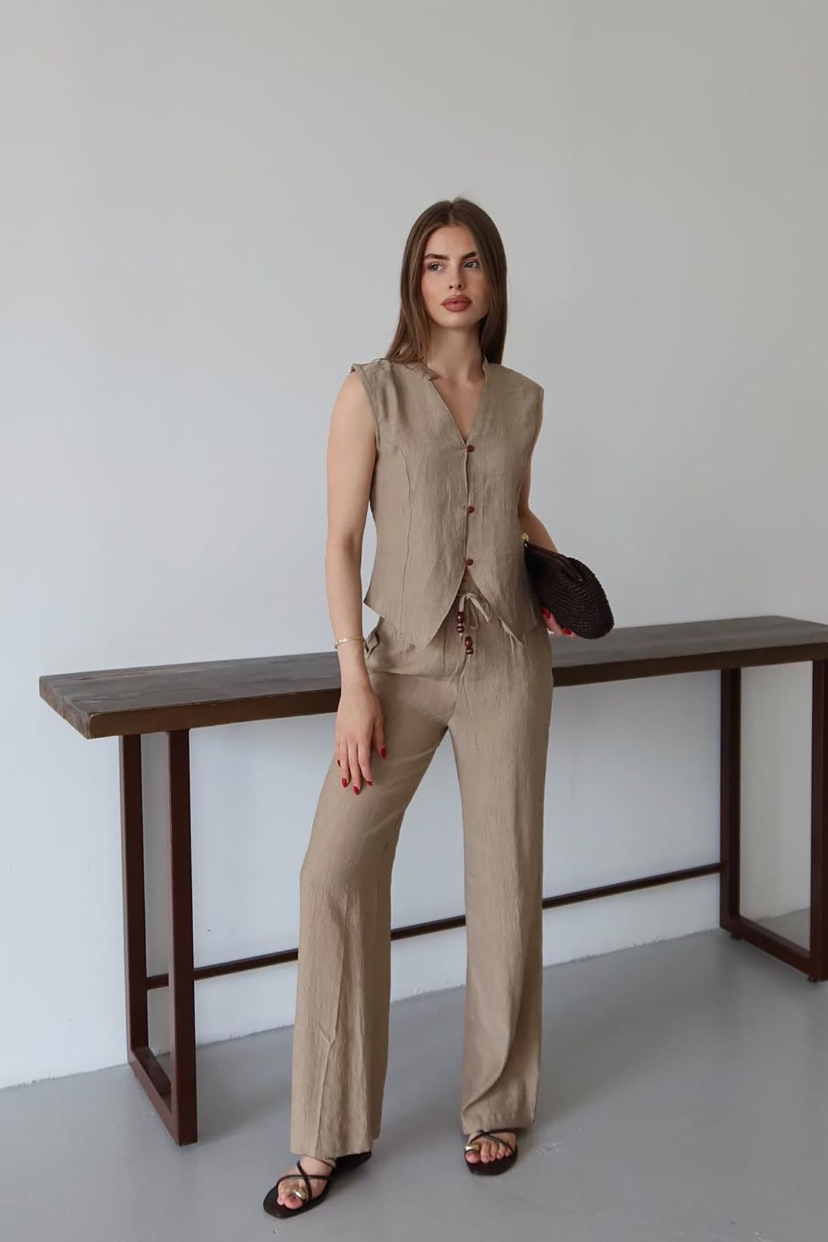 Neşeli Butik kadın gofre kumaş yelekli takım NBNP013