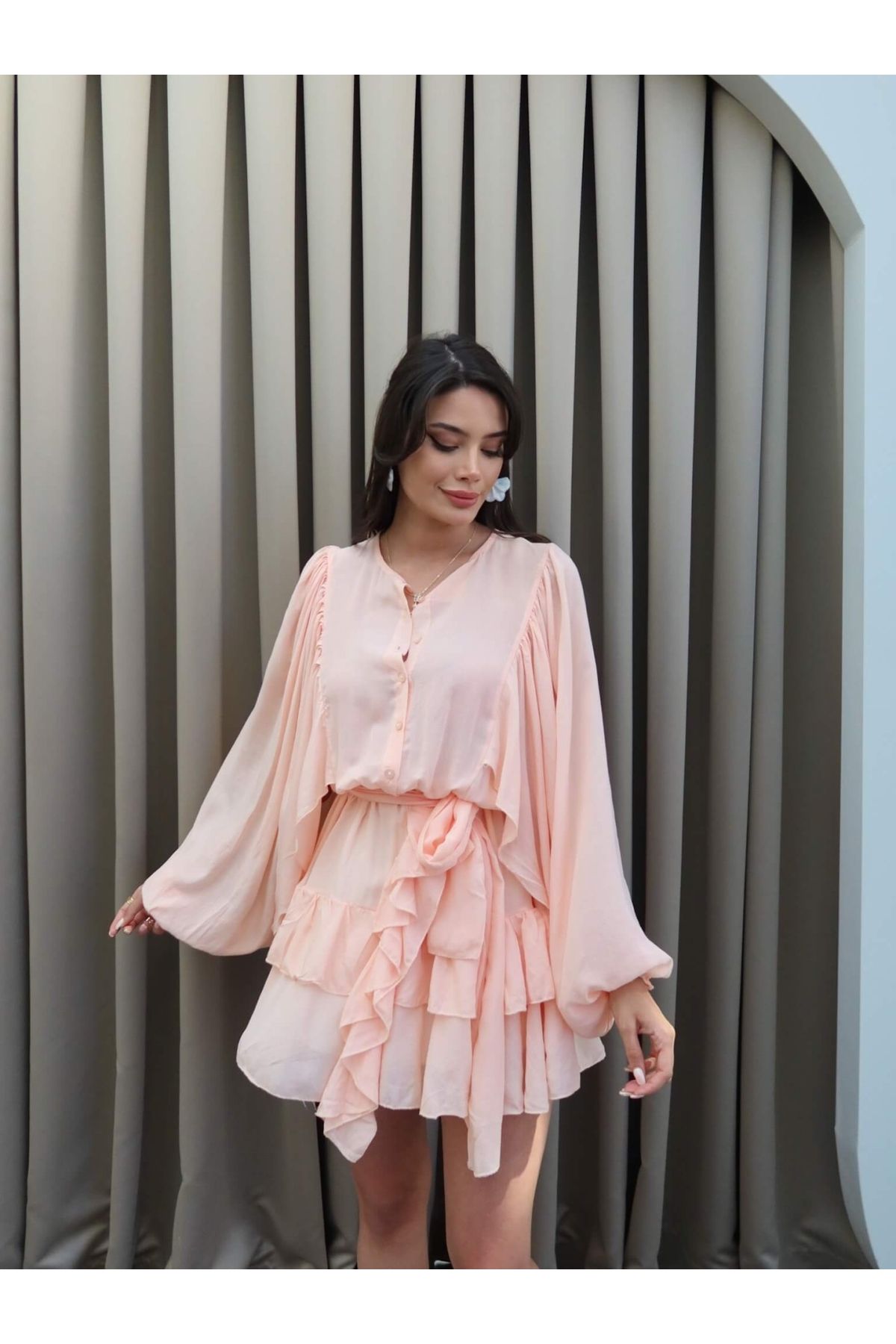 ESRAHELVACI Kuşaklı Uzun Kol Fırfırlı Mini Elbise