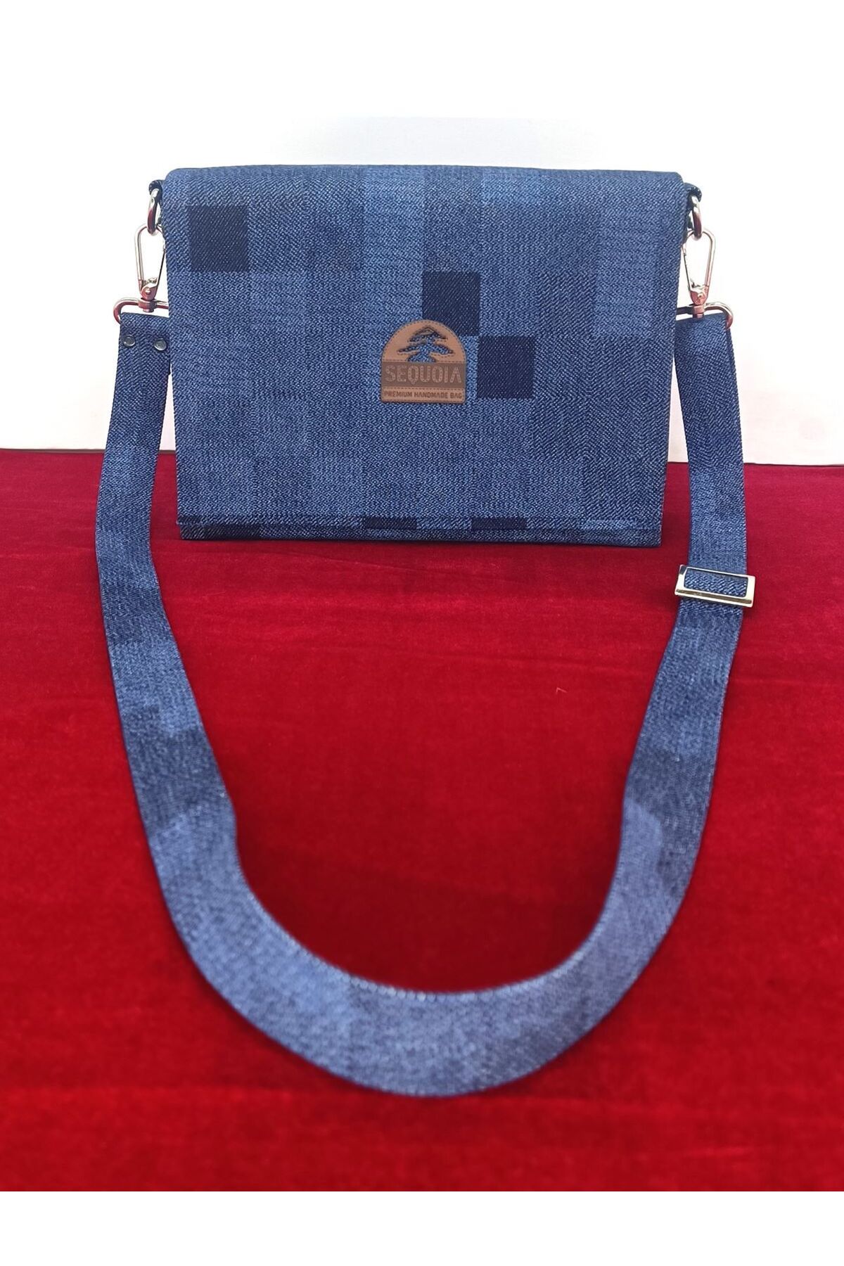 Sequoia Bags DENİM ÇANTA Piksel Lazer Desenli Kapaklı Koyu Renk Yıkama Denim Çanta LVPKPK101 K Model