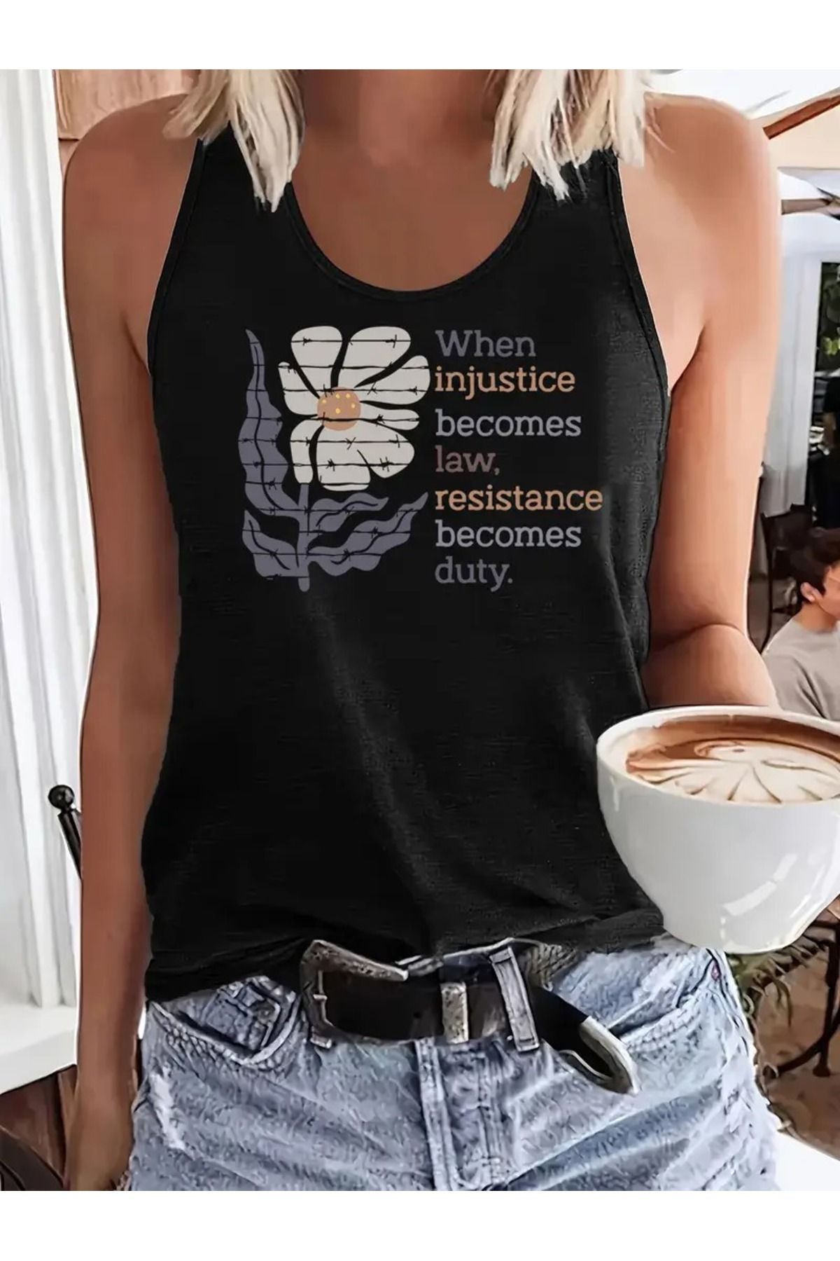 mercoledi Kadın Kolsuz Baskılı Yuvarlak Yaka Üst T-shirt
