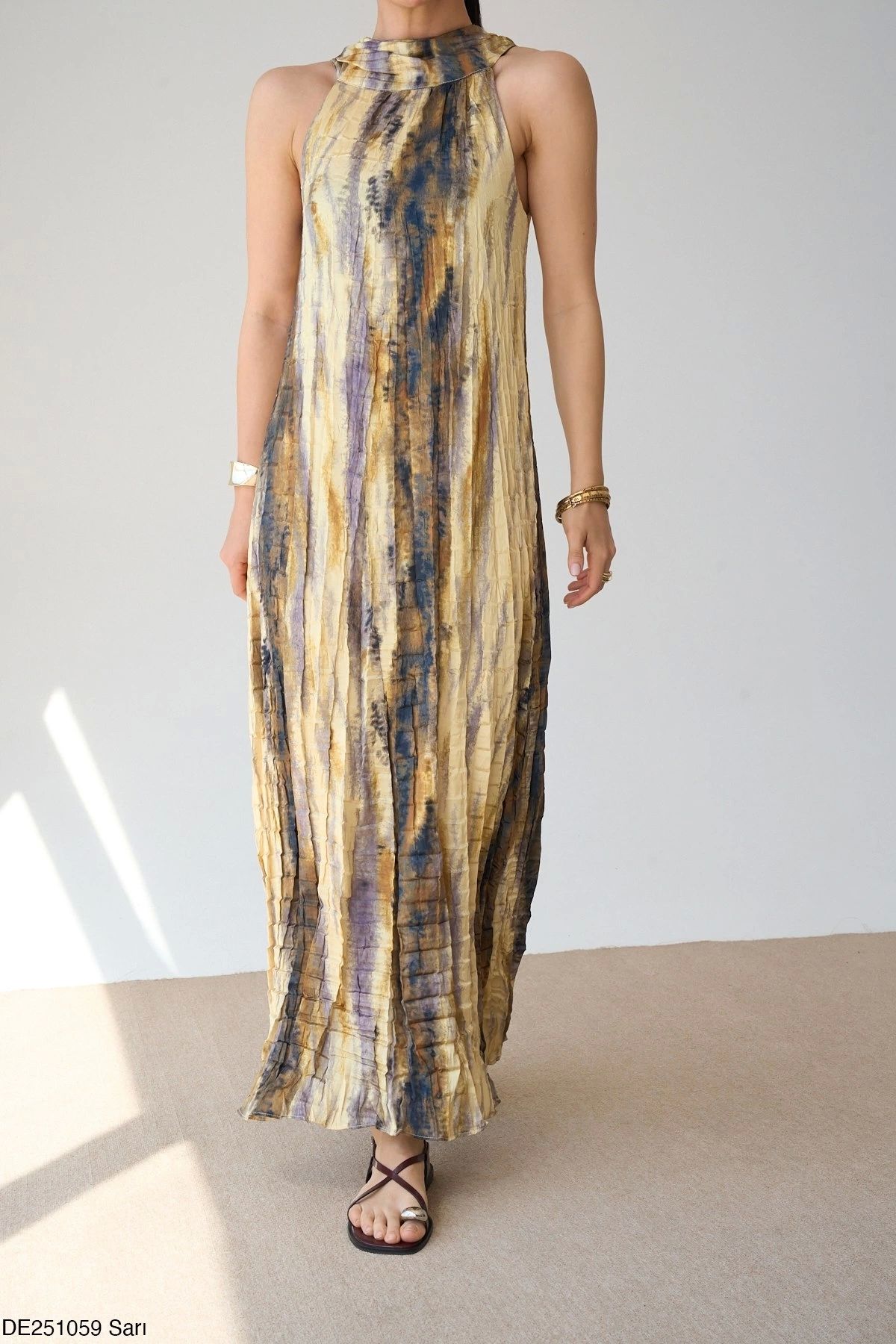 Myra Sienna Batik Desenli Pliseli Maxi Elbise