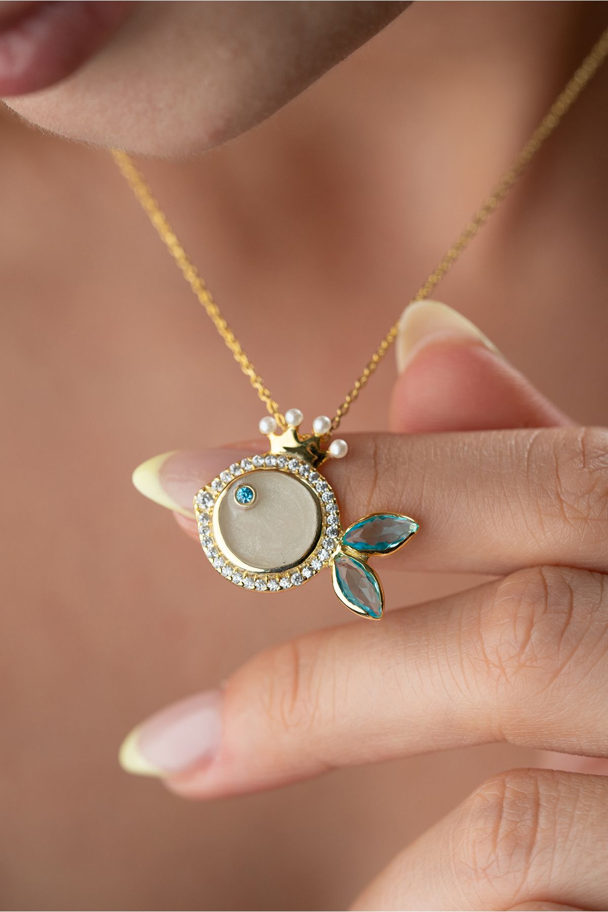 Silvano Jewelry 925 Ayar Gümüş Taçlı Mineli Balık Kolye