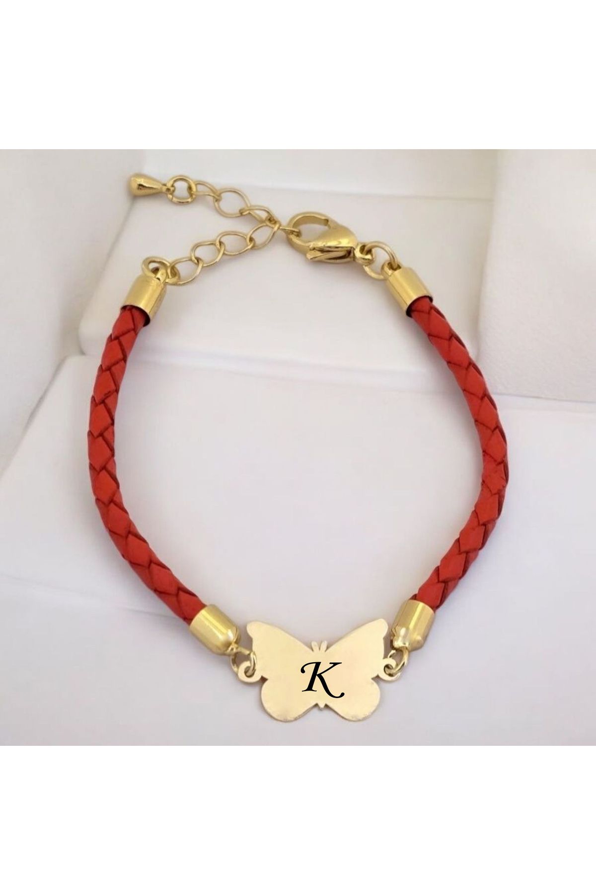 ARCHINO GOLD K Harfine Özel Kelebek Motifli 14 Ayar Altın Plakalı Turuncu Derili Hediye Bileklik-502harf
