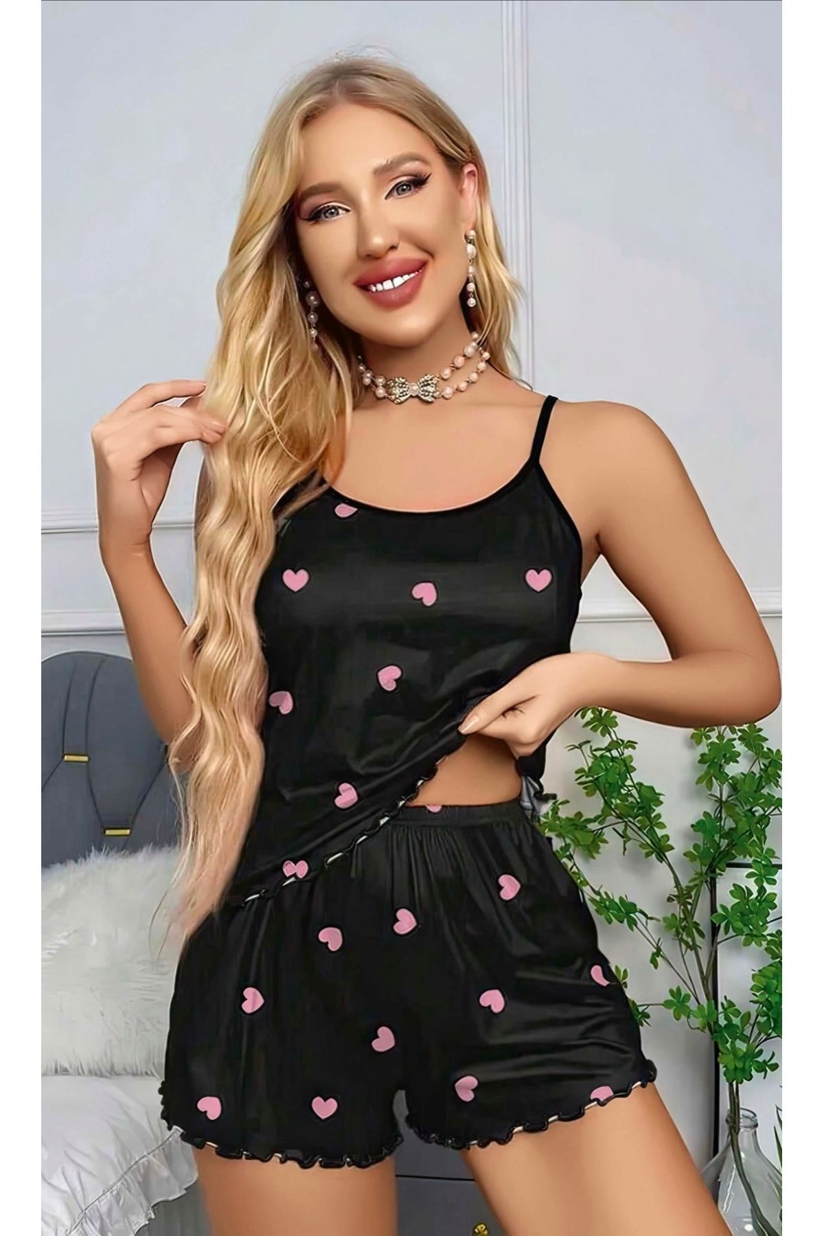 Ruselin Kadın Siyah Kalp Desenli Gecelik Takım B6660
