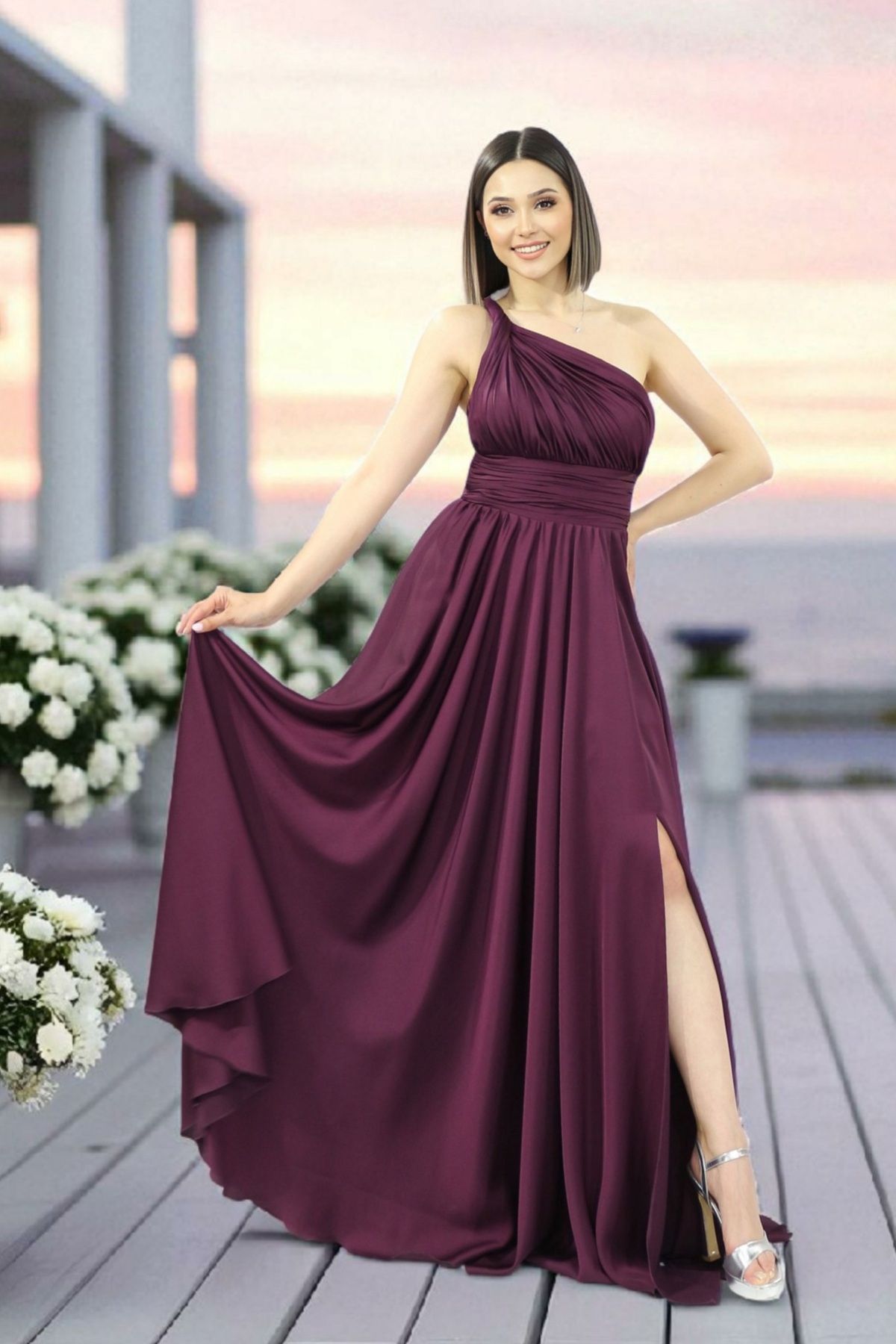 FaBe Fashion Tek Omuzlu Üst Bedeni Drapeli Yırtmaçlı Helen Tarzı Saten Abiye Elbisesi