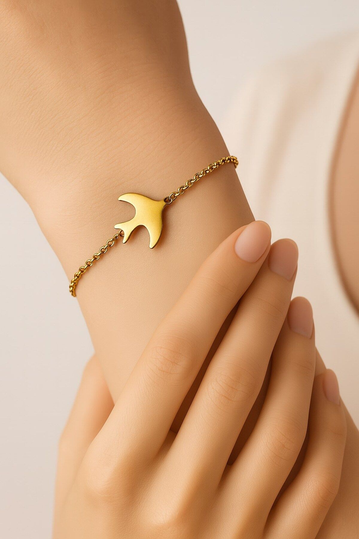 X-Lady Accessories Altın Renk Sf Kuş Çelik Bileklik - 3378
