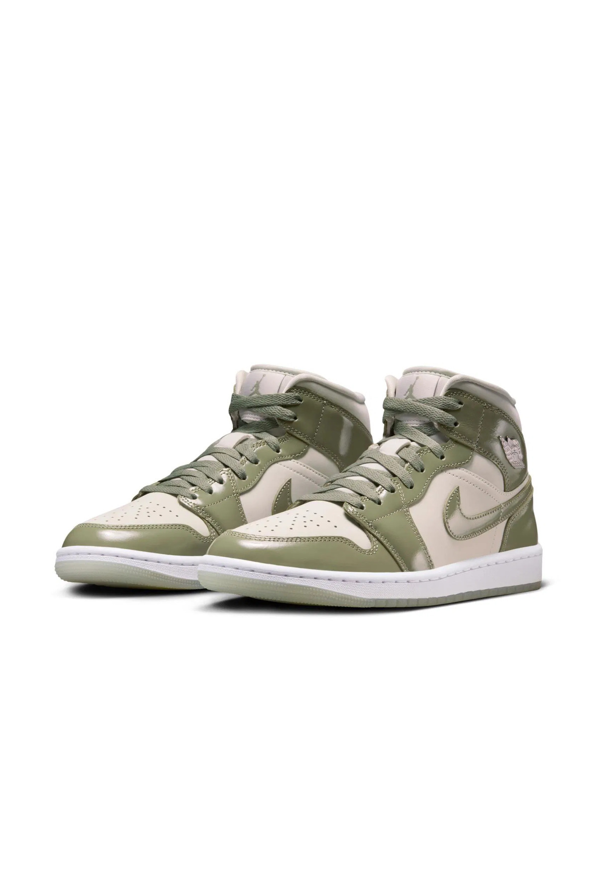 Nike WMNS AIR JORDAN 1 MID SE