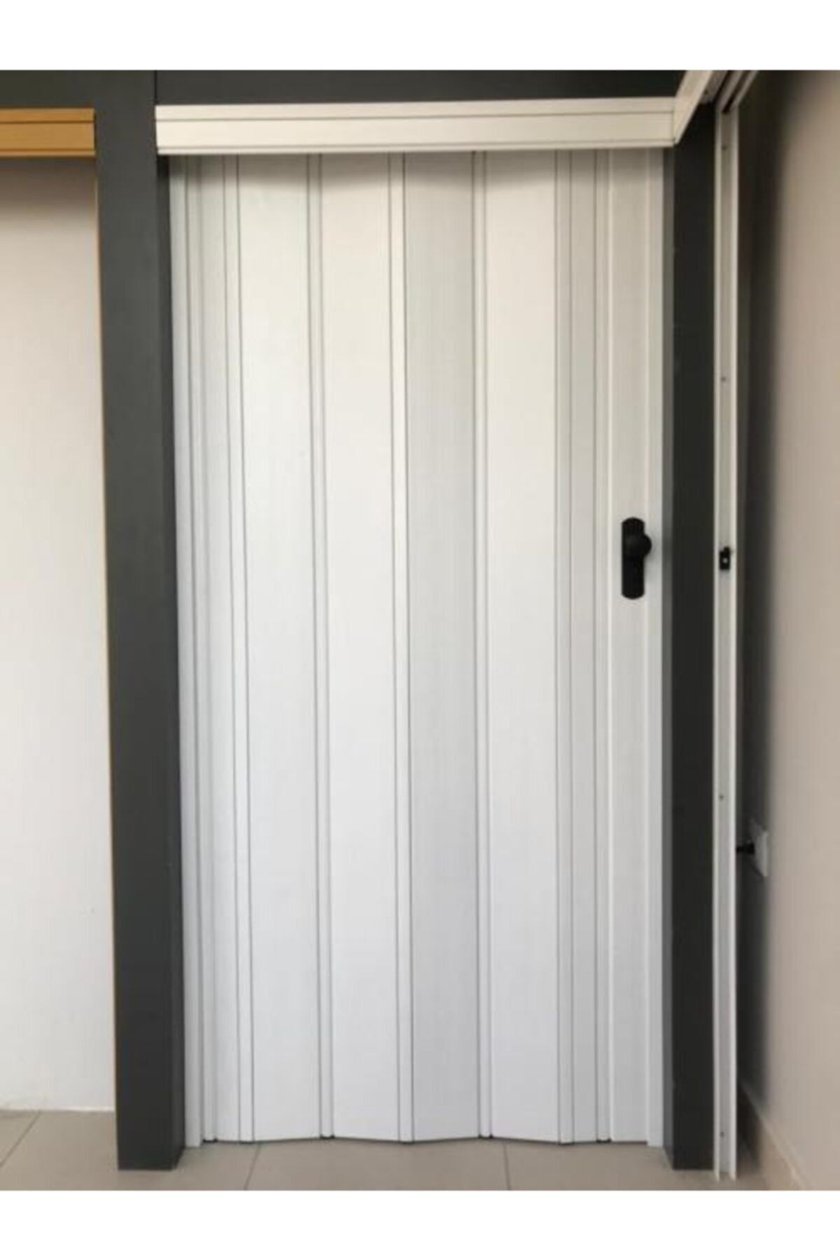 kaper katlanir akordiyon pvc kapi camsiz beyaz 12 mm kalinlik 102cm genislik ray pervazi dahil fiyati yorumlari trendyol