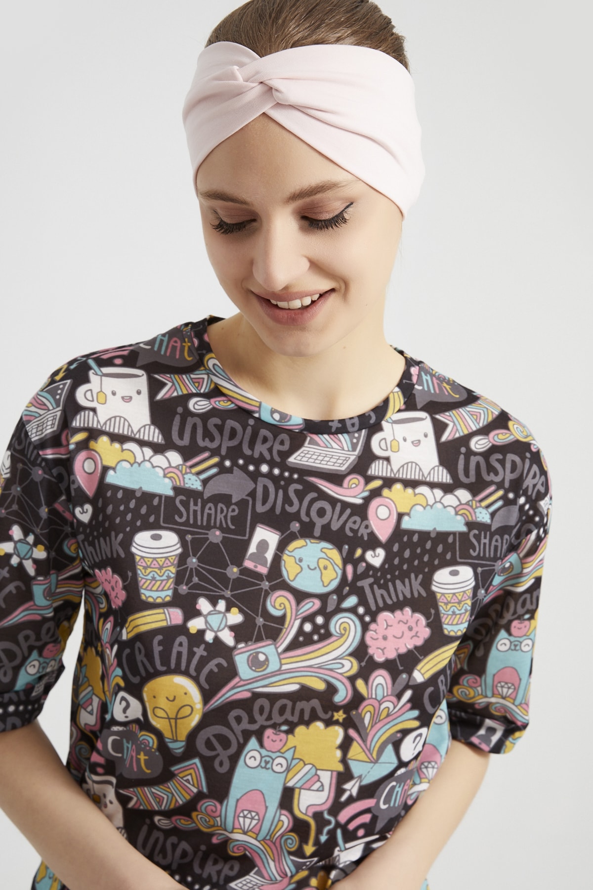 Şeker Pudra, Butik Tasarım Kadın Bandana Saç Bandı, Ekstra Yumuşak, Esnek, Doğal, Pamuklu Penye 3