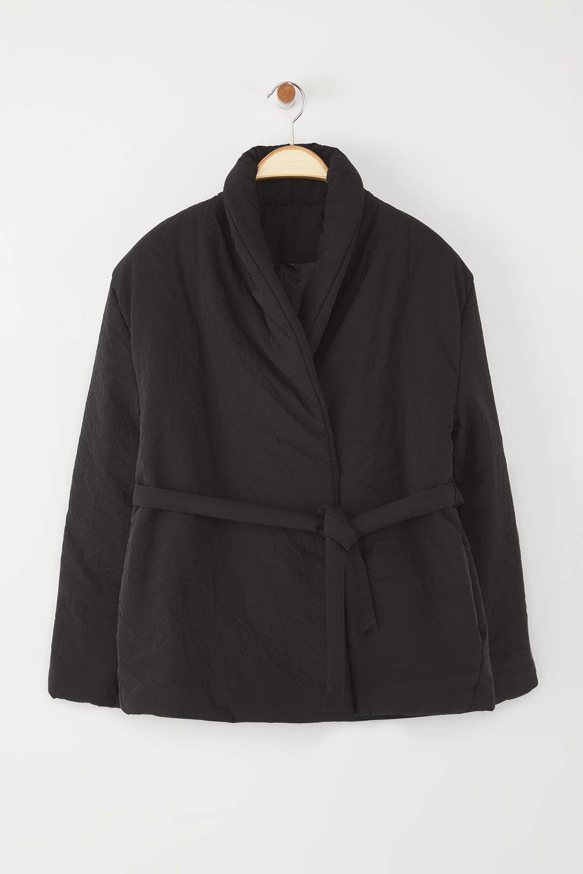 Trendyol Collection-Black Regular Fit Inflatable Coat with Lacing Detail Twoaw26Mo00112 5