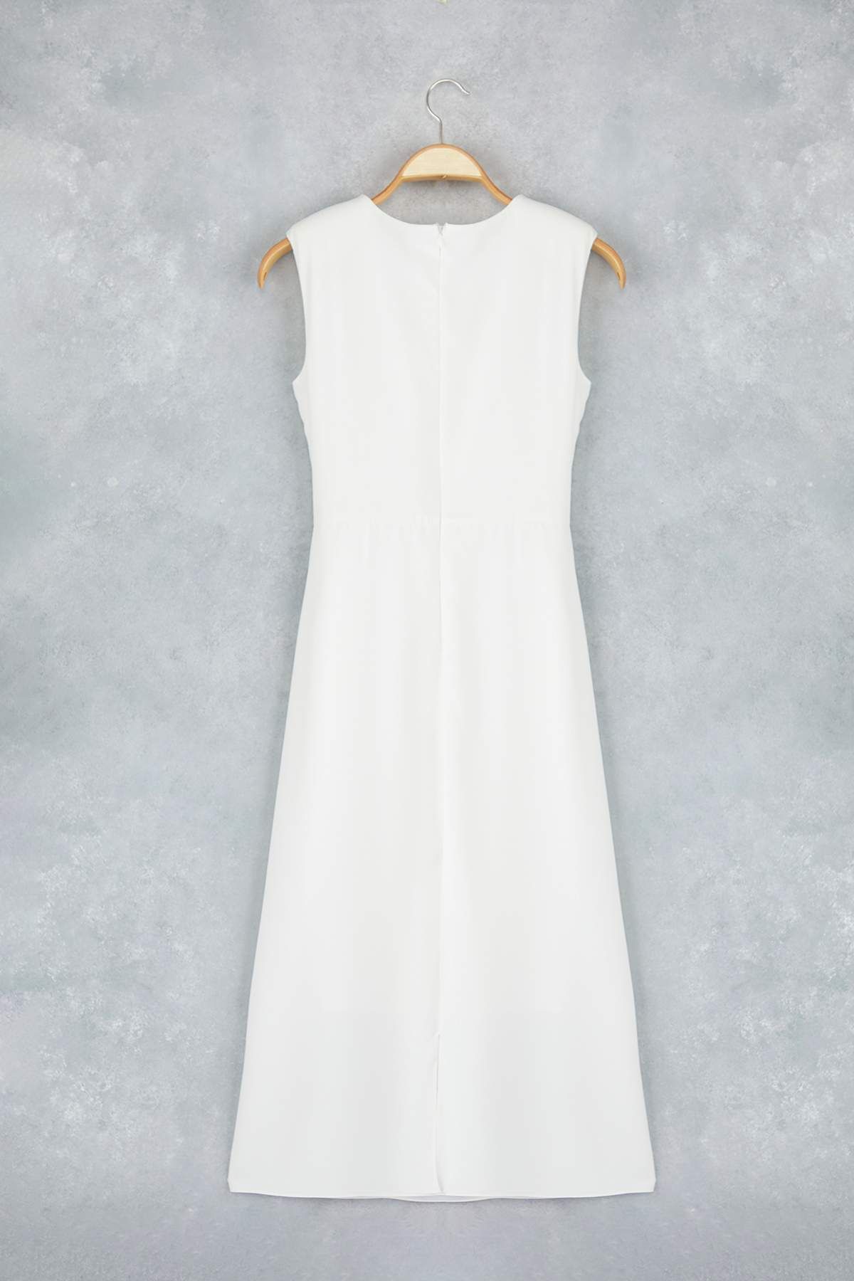 Trendyol Collection-Λευκό ίσιο φόρεμα με επένδυση Midi TWOSS25EL00204 6
