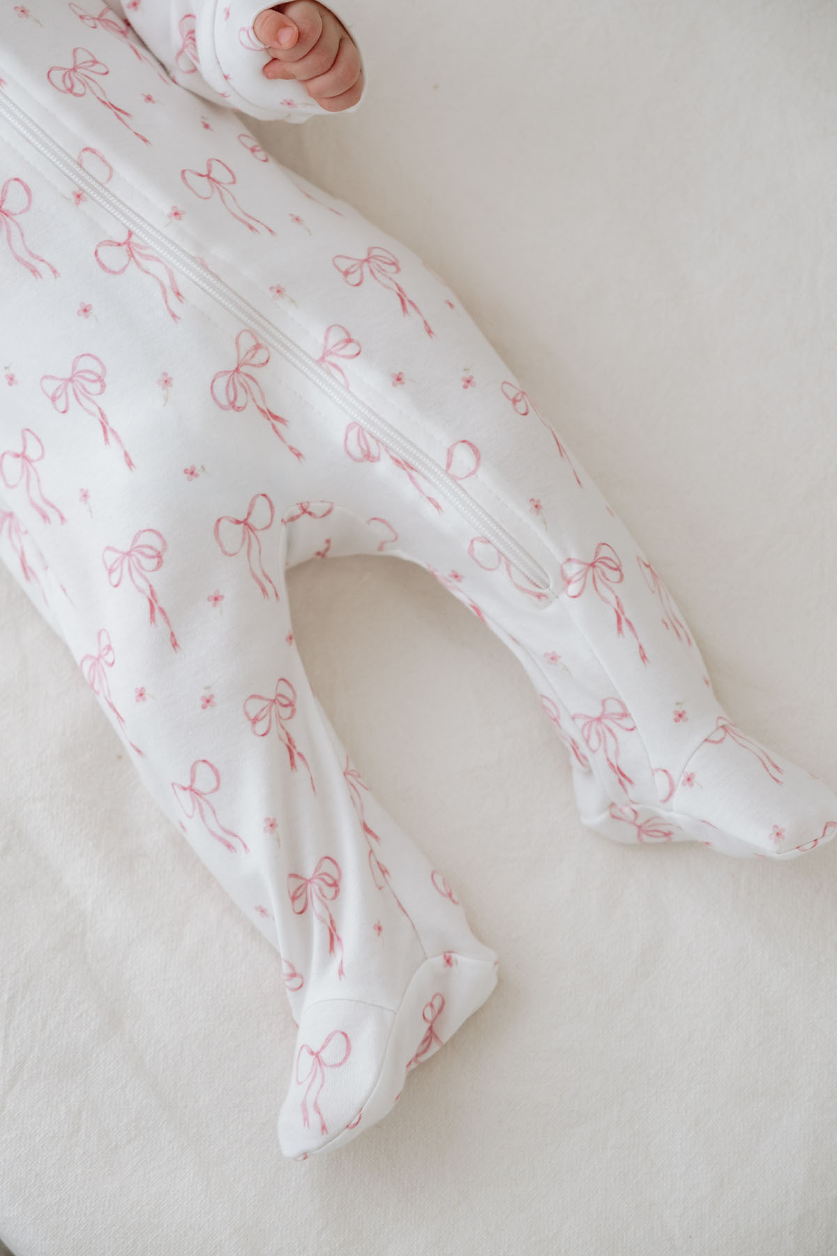 Tuğba Kuğu 0.3 TOG Fermuarlı Patikli Bebek Tulumu - Pureline Series - Dainty Bows fotoğrafı 5 (önizleme)