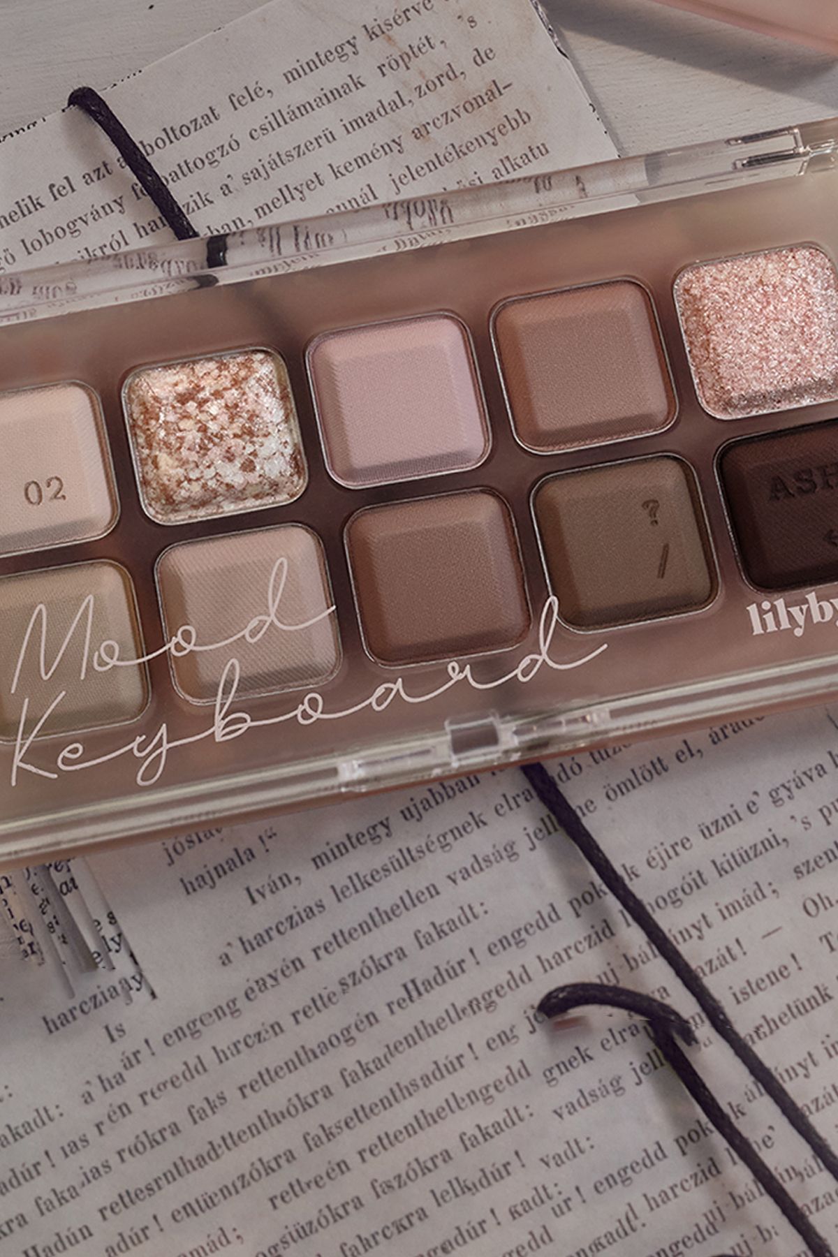 lilybyred-Mood Keyboard / 10 Eyeshadow 02 Ash Mauve 5