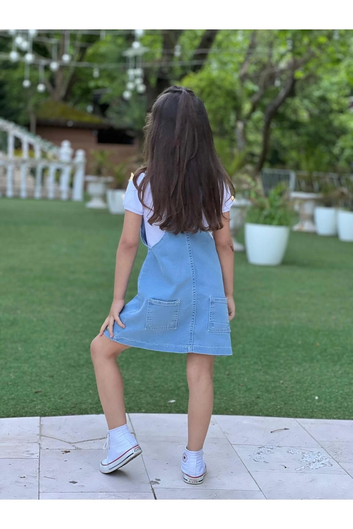 DUDOR KİDS Kız Çocuk Çiçek Nakışlı Kot Jile Elbise Ve Beyaz T-Shirt Takım fotoğrafı 7 (önizleme)