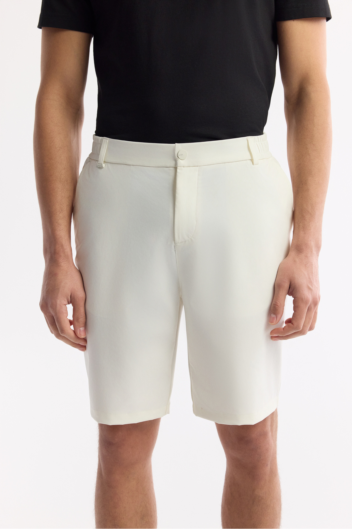 Avva-Men's Off-White Elastic Side Technical Fabric Olympos Relaxed Fit Shorts A51Y3712 4