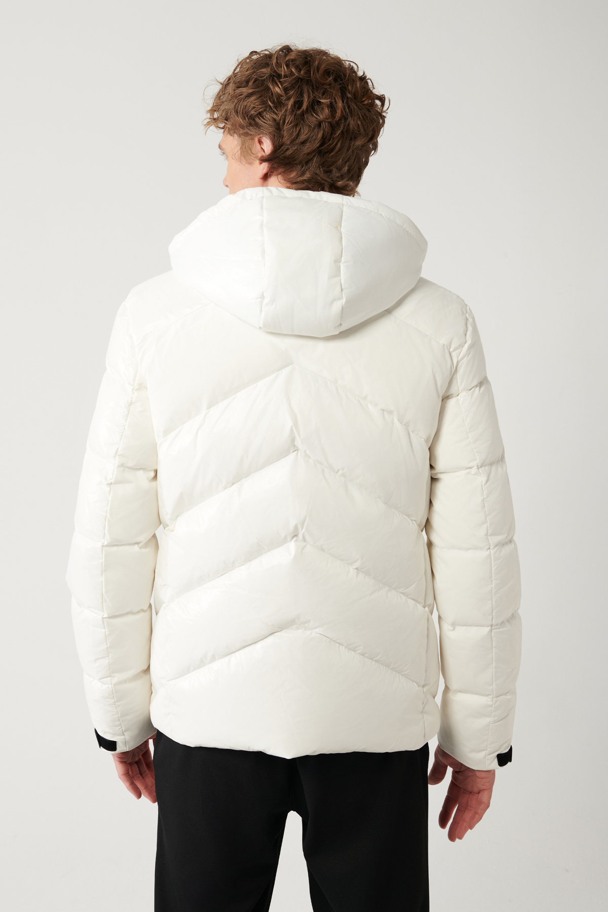 Avva-Unisex Inflatable m - White, Windproof and Water Repellent, Detachable Hood Collar with Strap 4