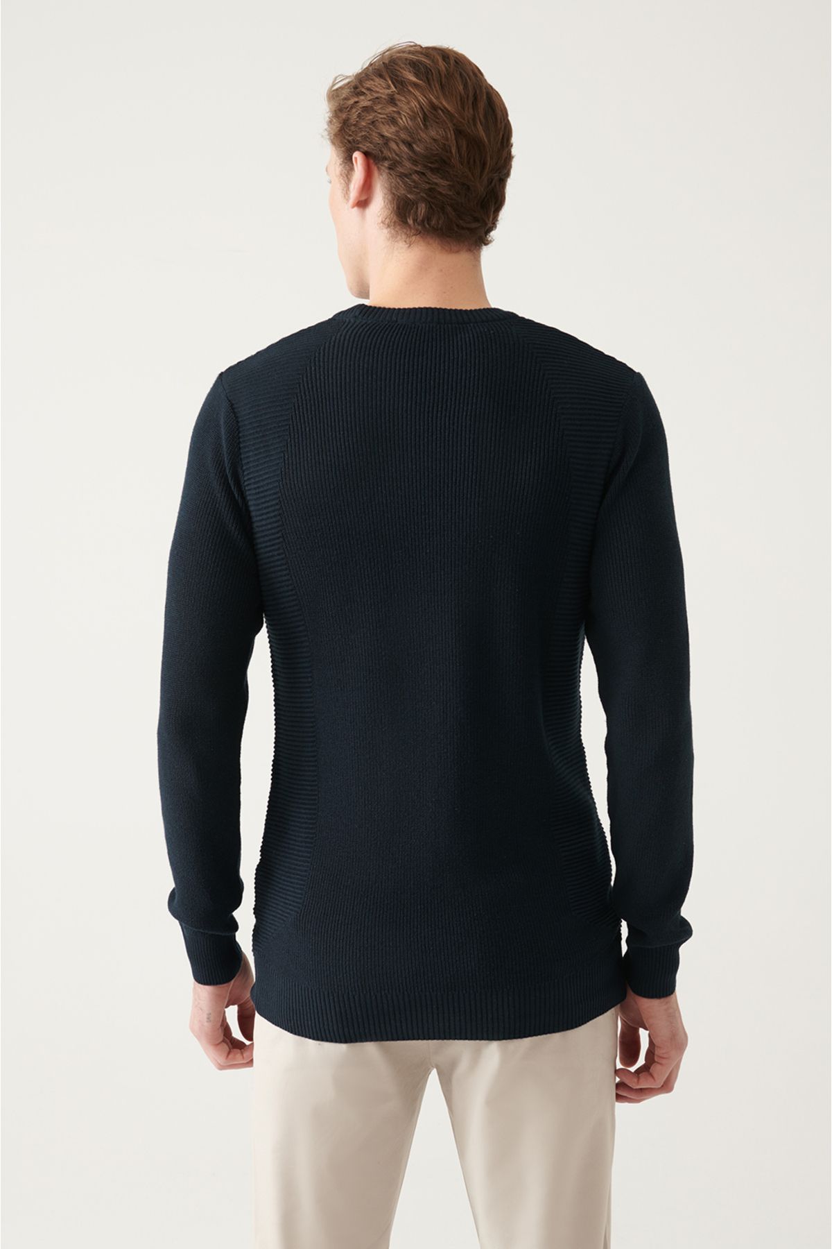 Avva-Marineblauer Jacquard-Strickpullover mit Rundhalsausschnitt für Herren A22y5178 4