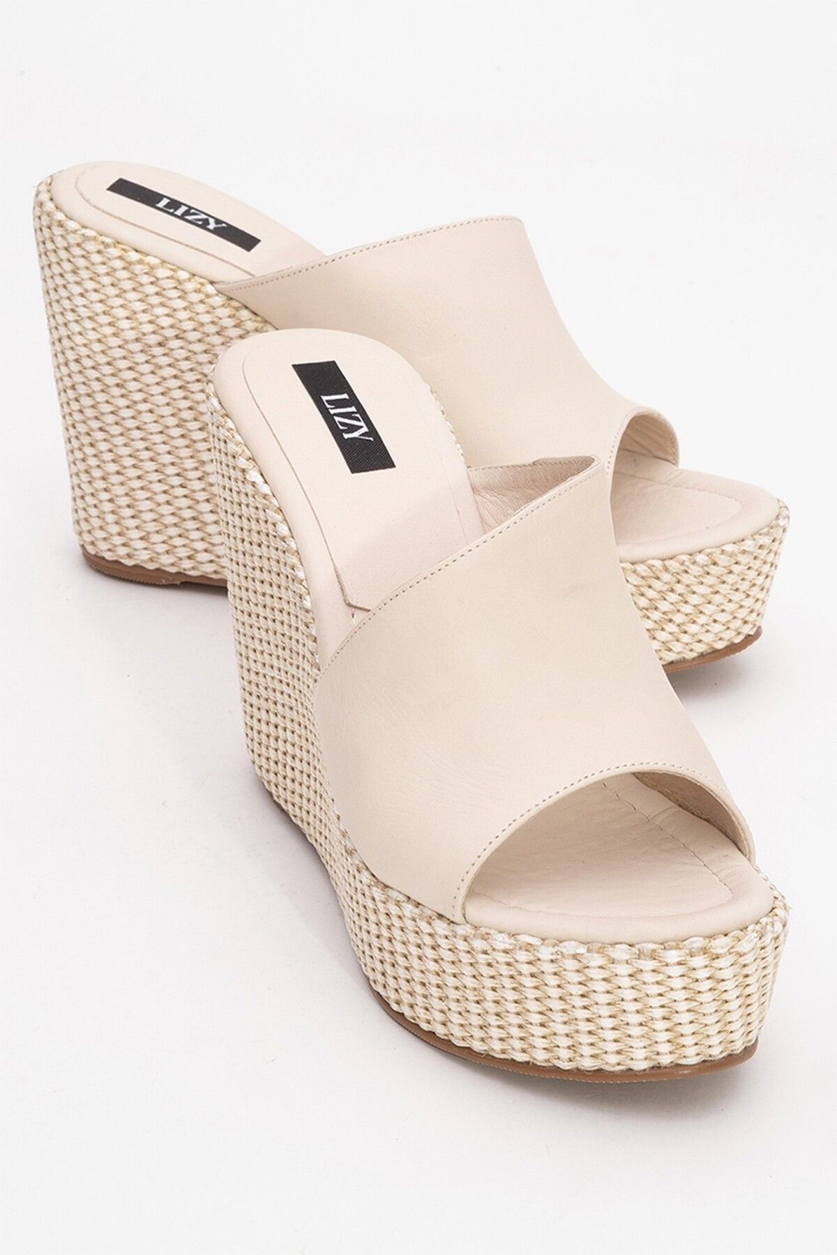Lizy Shoes Hakiki Deri Dolgu Topuklu Hasır Kadın Terlik