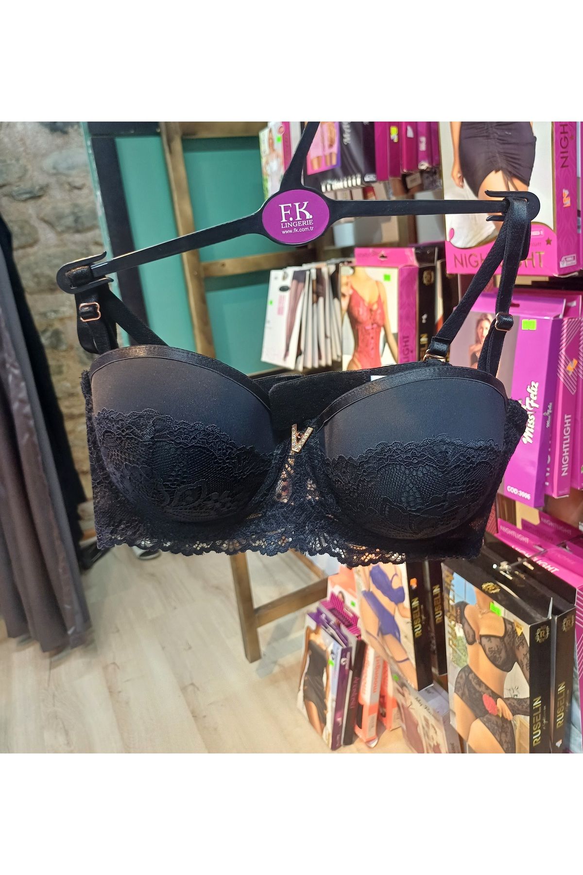 Butik Muz Silindir İz Yapmayan C Cup Sütyen