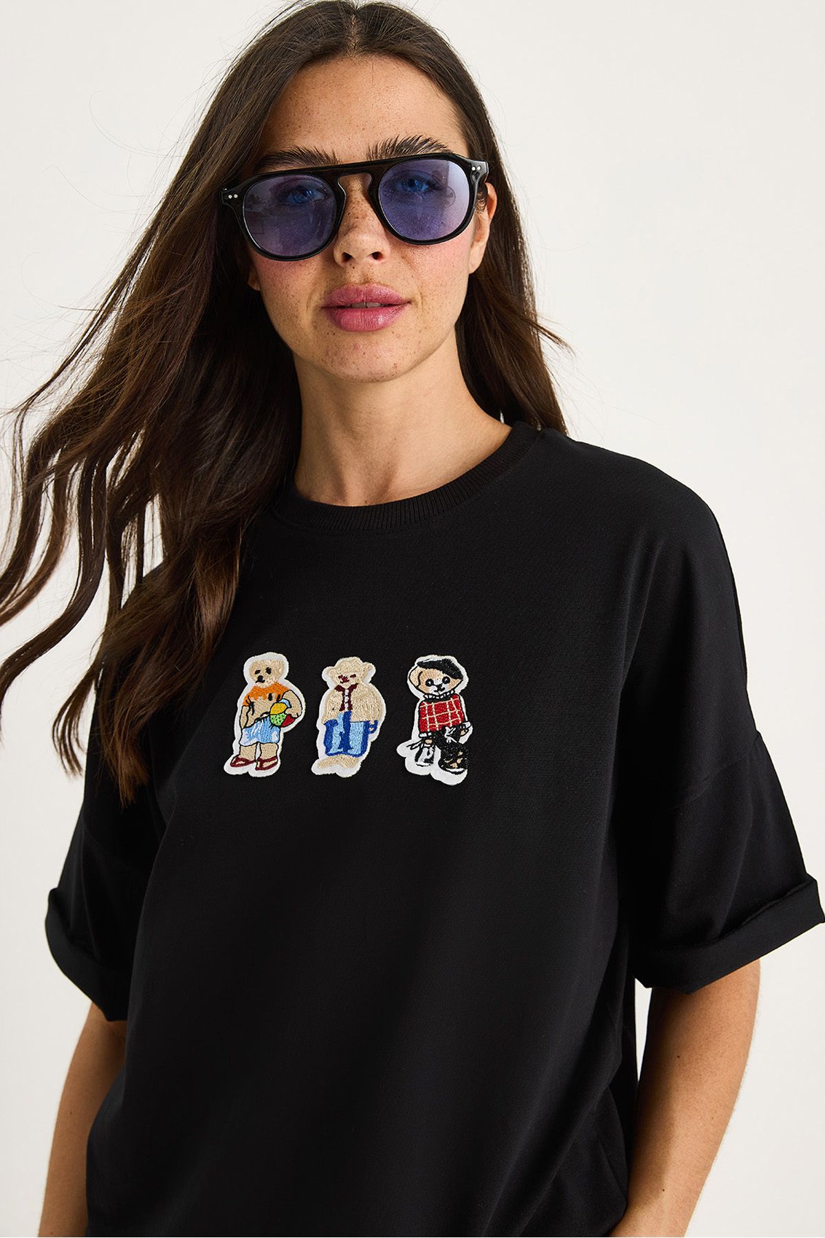 Bianco Lucci Kadın Teddy Nakışlı Bisiklet Yaka Pamuklu T-Shirt 60602064