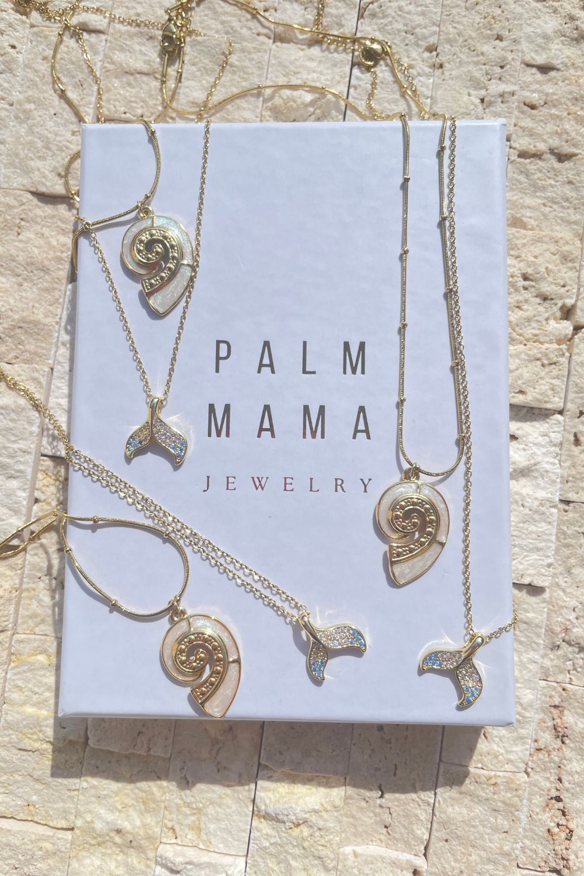 PALM MAMA JEWELRY Tatil Trendi 2'li Deniz Kabuğu ve Deniz Kızı Kuyruğu Paslanmaz Çelik Kolye Kutulu İkili Set Takım