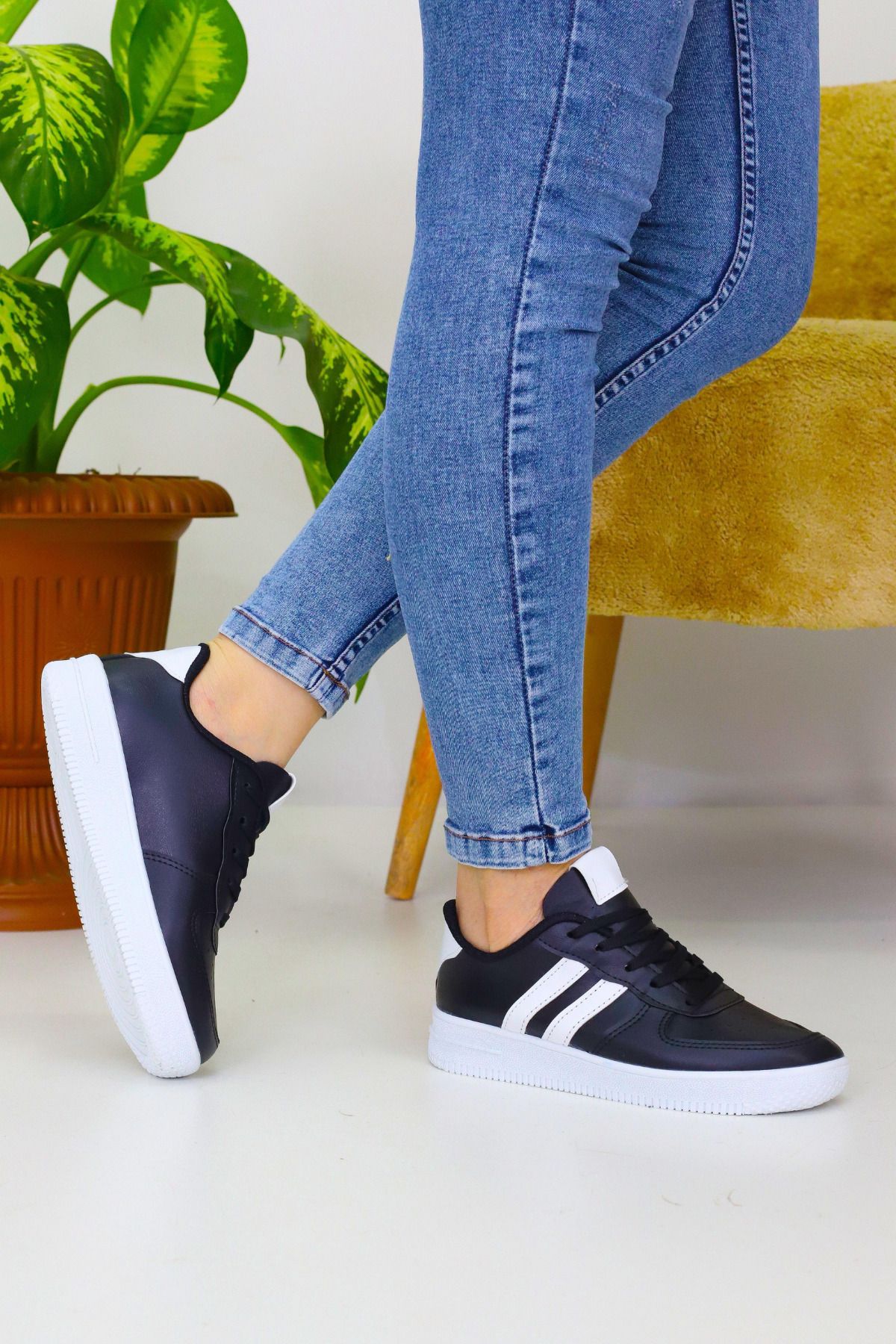 Weynes Unisex Siyah 2 Şerit Bağcıklı Günlük Spor Ayakkabı WSB4082
